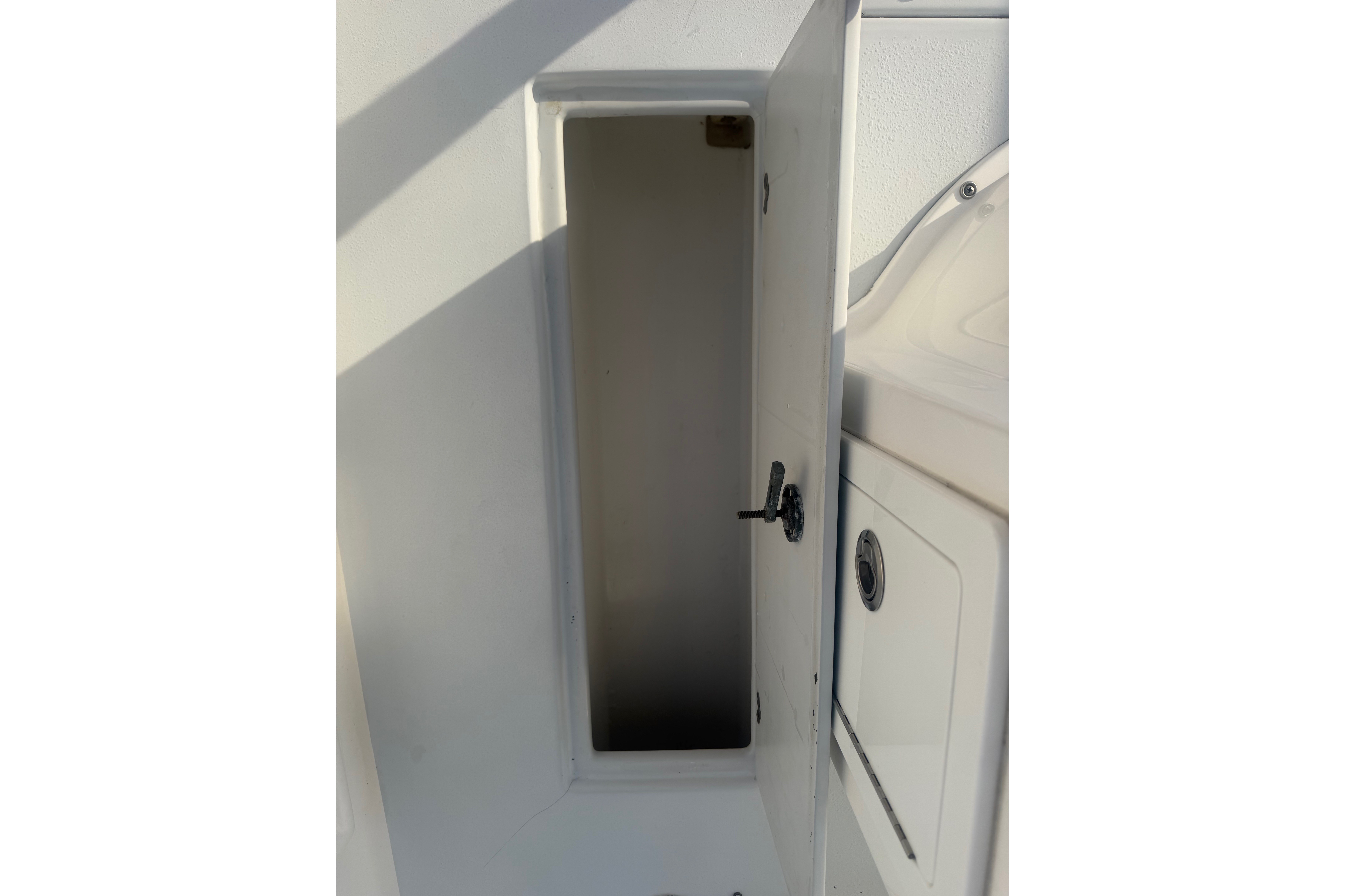 2002 Silverhawk 240 Center Console - thumbnail 35