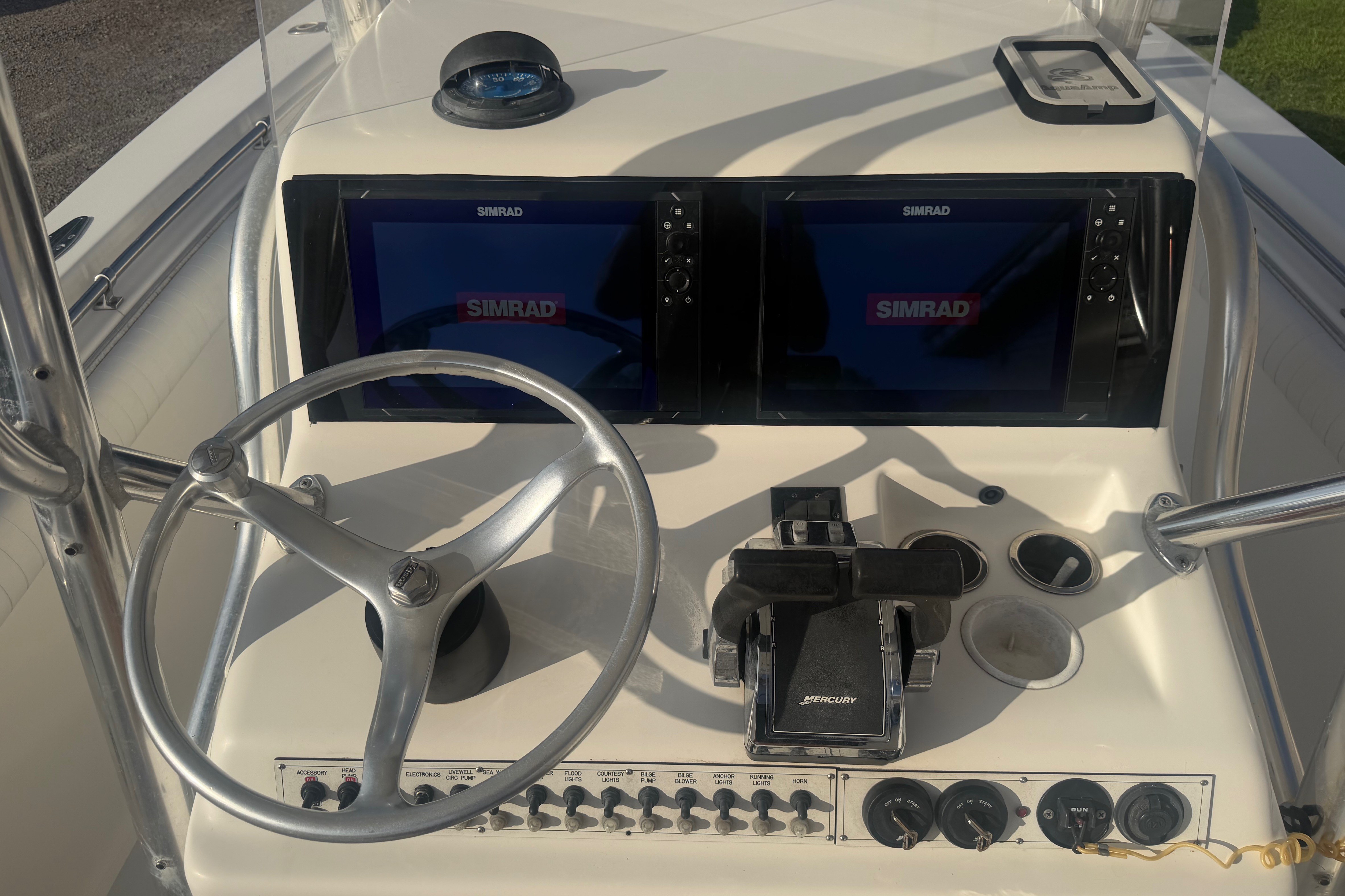 2002 Silverhawk 240 Center Console - thumbnail 13