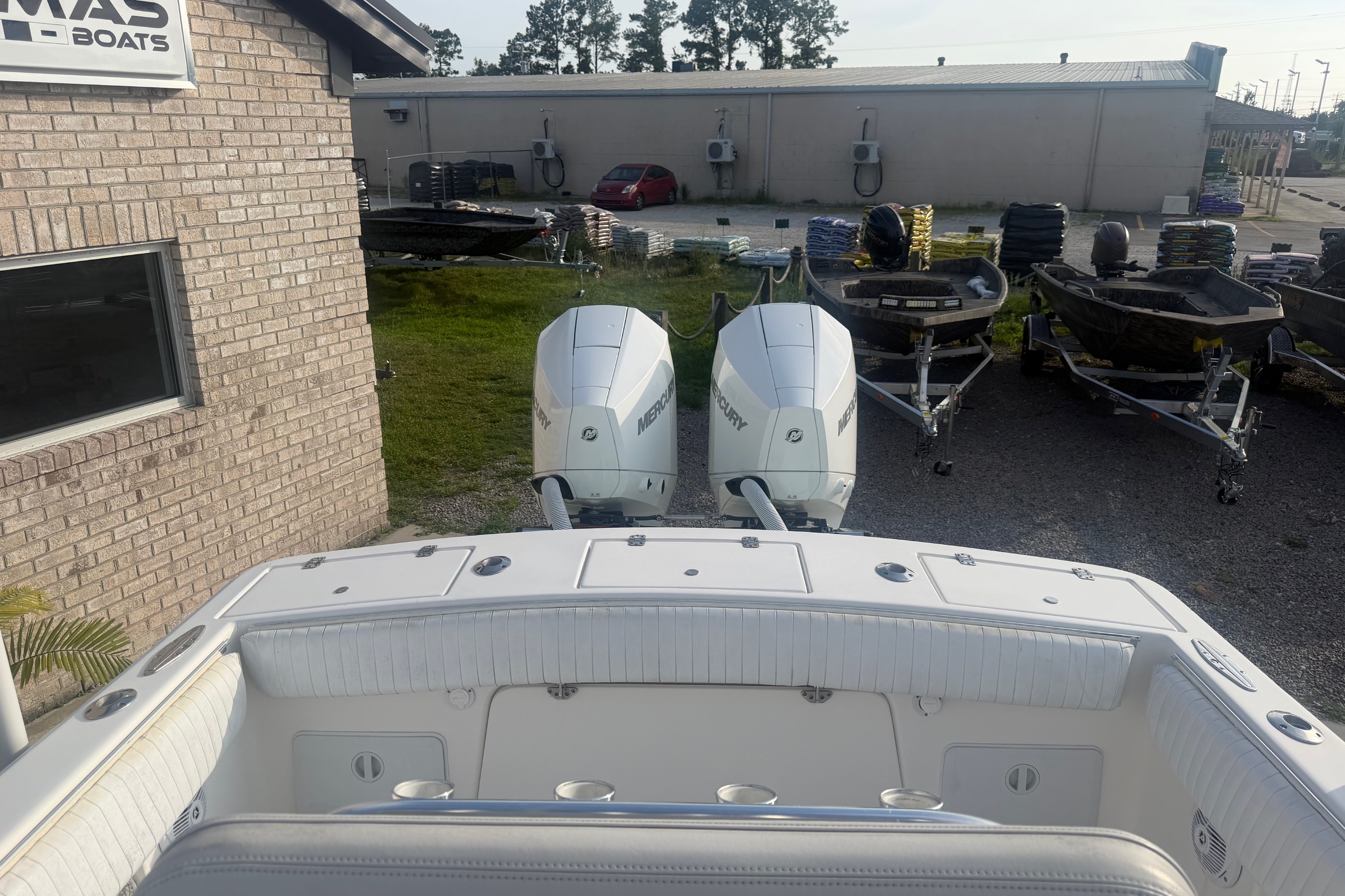 2002 Silverhawk 240 Center Console - thumbnail 16