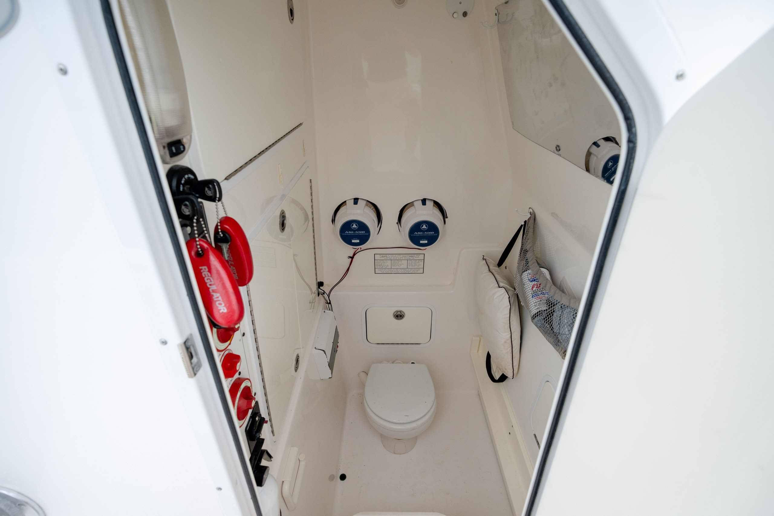 2008 Regulator 29 Forward Seating - thumbnail 34