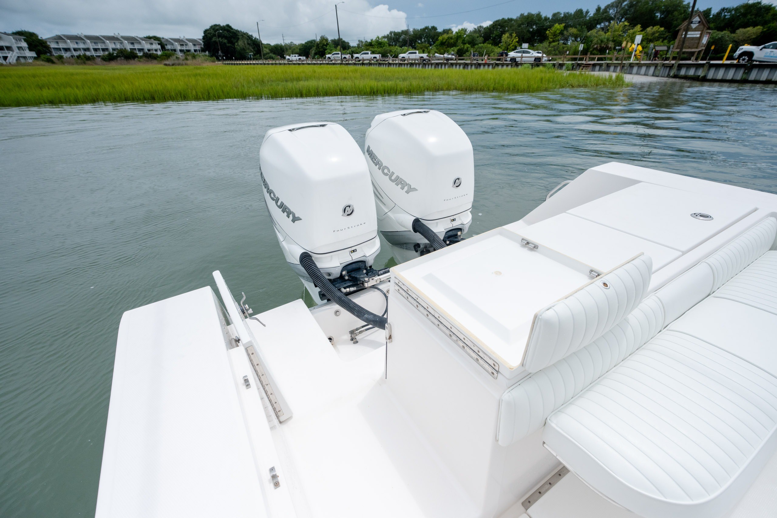 2008 Regulator 29 Forward Seating - thumbnail 17