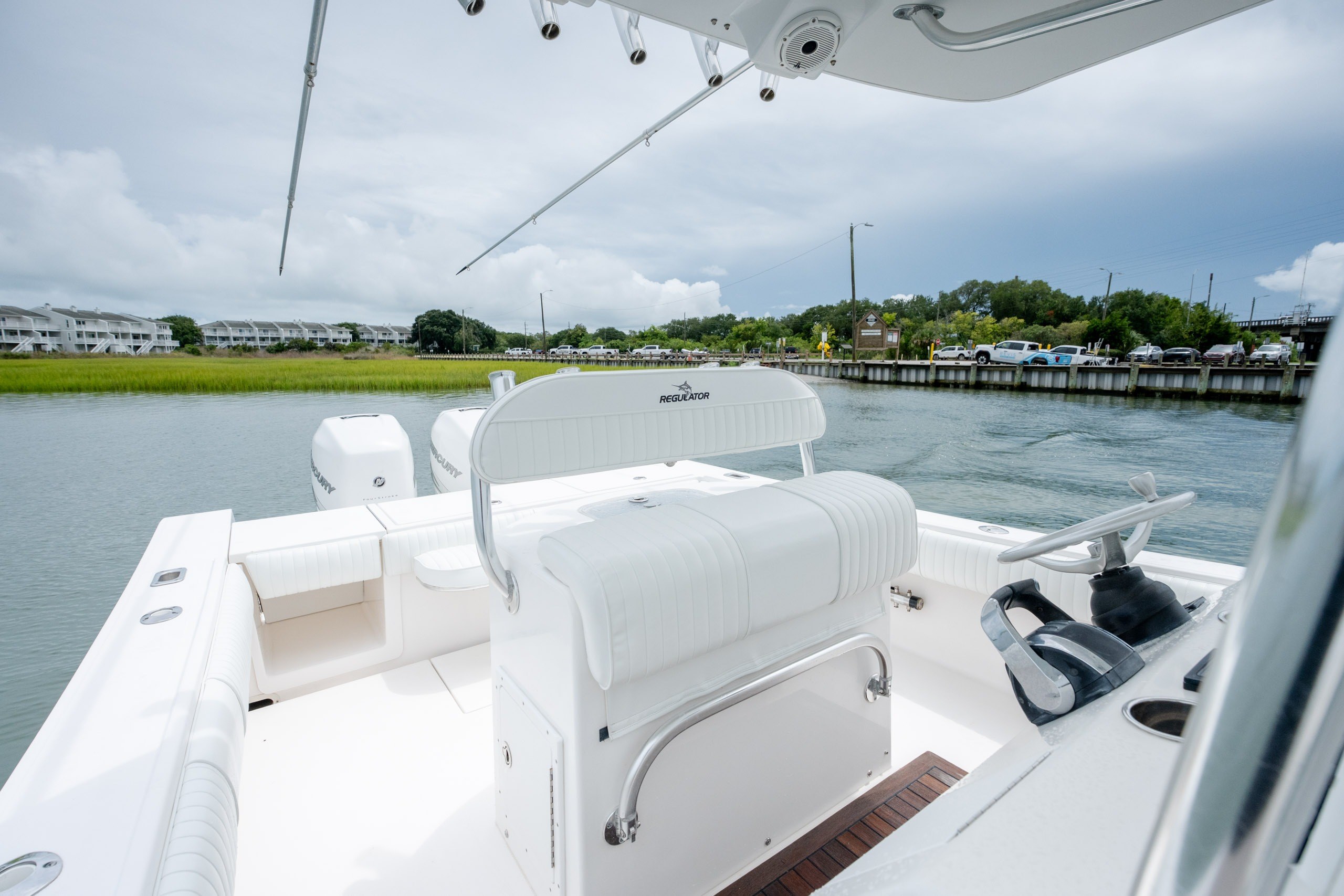 2008 Regulator 29 Forward Seating - thumbnail 26