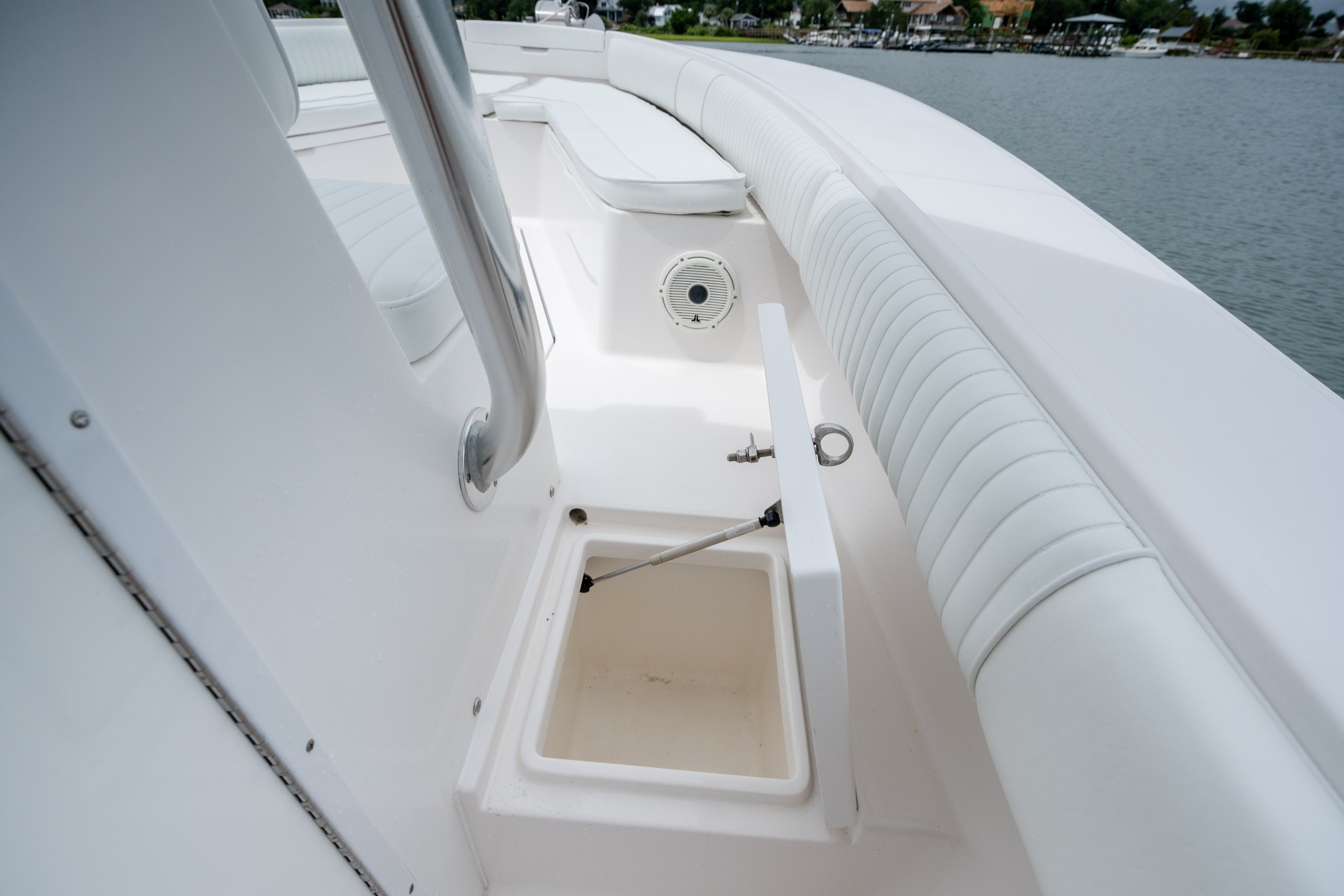 2008 Regulator 29 Forward Seating - thumbnail 35