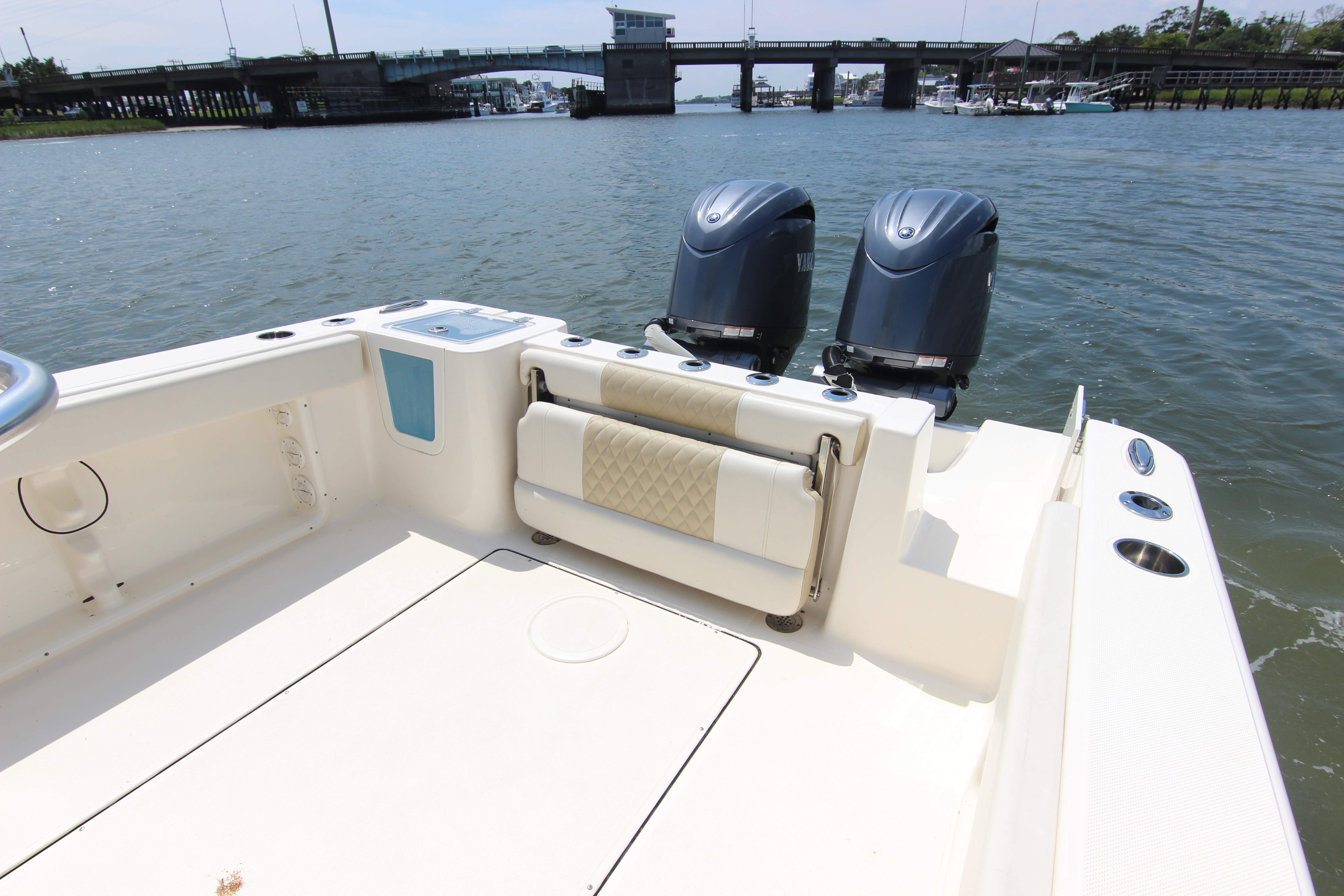 2024 Bulls Bay 255 Center Console - thumbnail 14