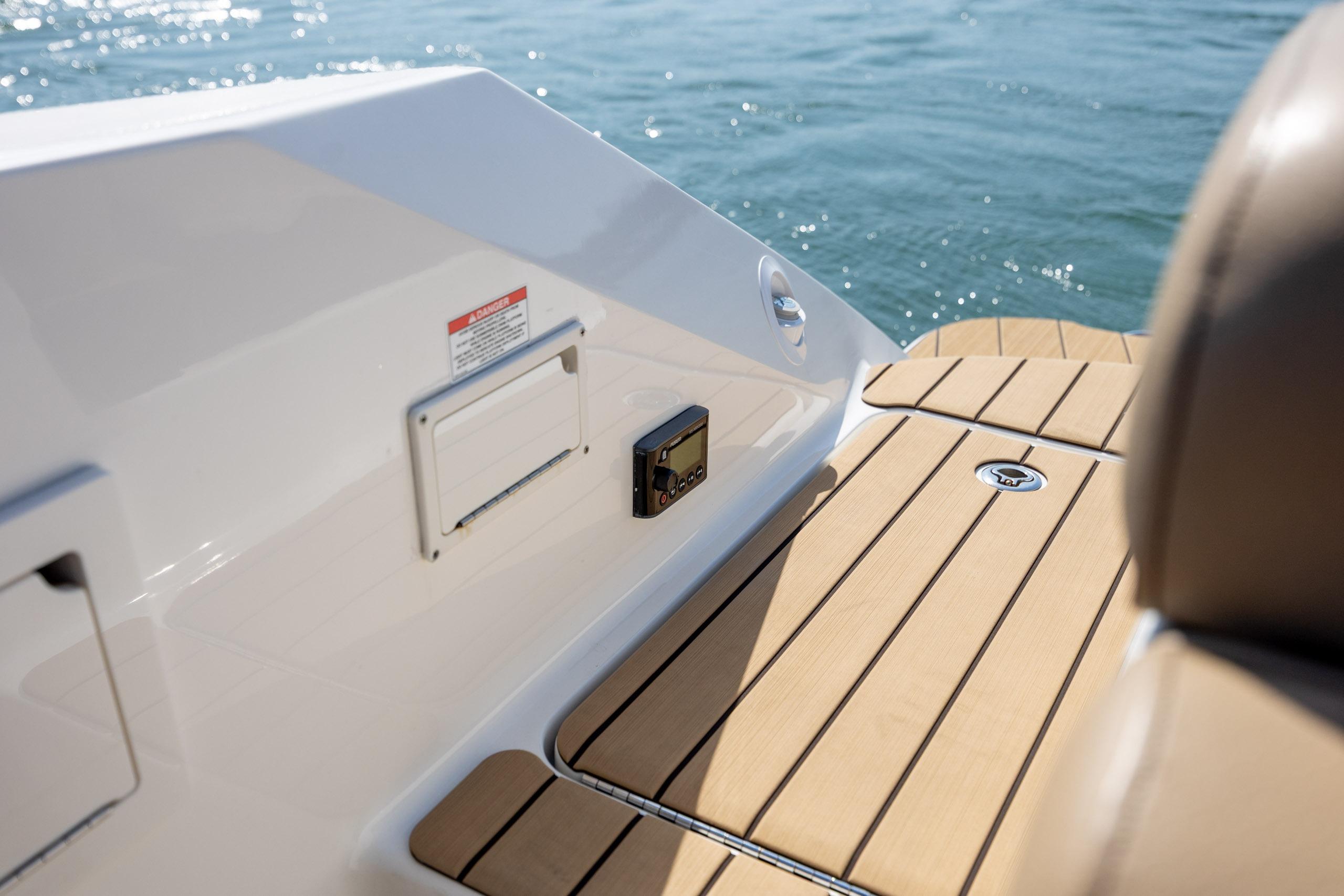 2022 Sea Ray SLX 280 - thumbnail 26