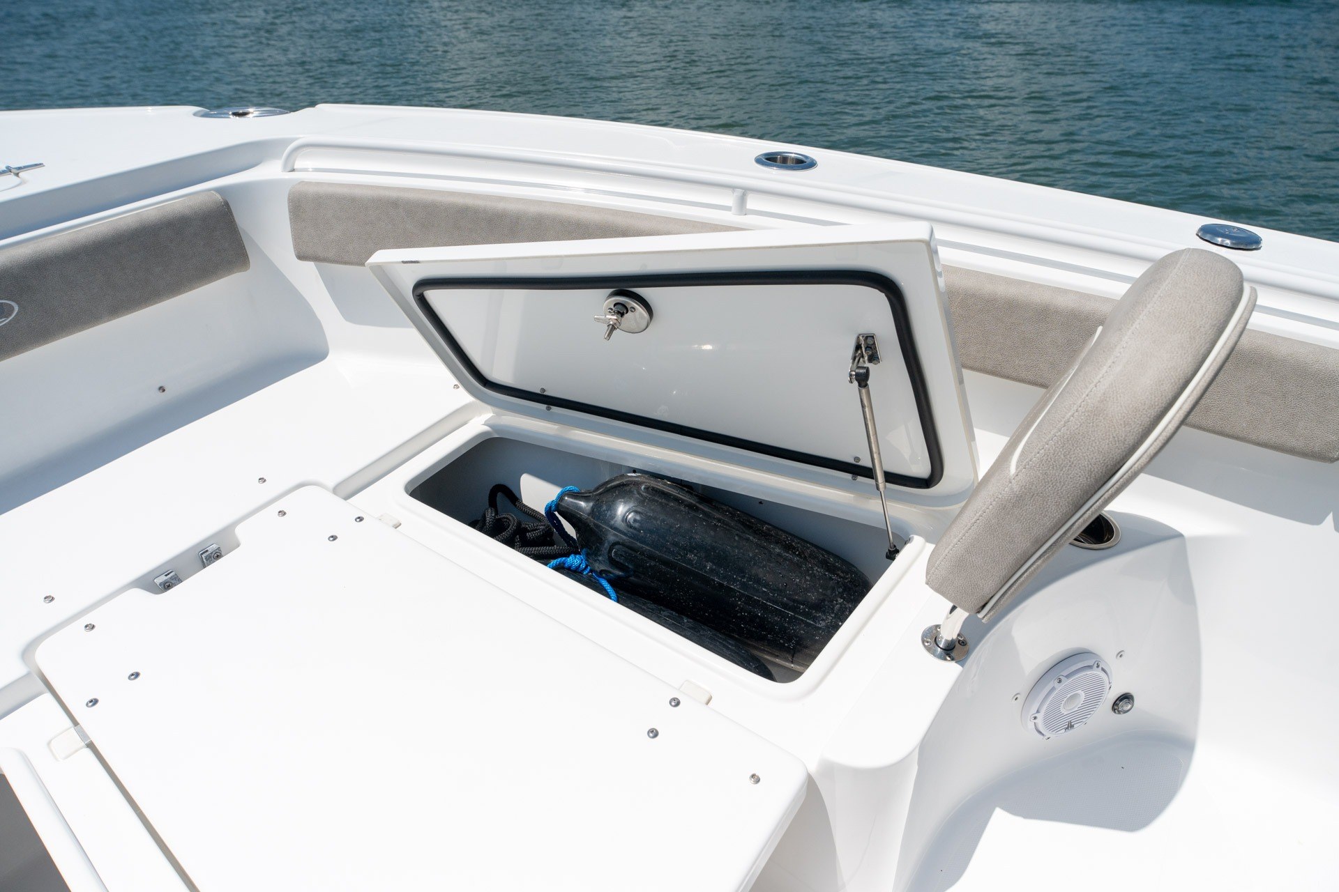 2024 Sea Hunt Ultra 265SE - thumbnail 14
