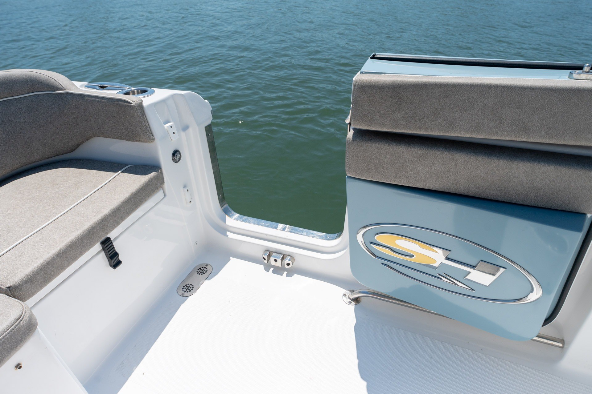 2024 Sea Hunt Ultra 265SE - thumbnail 30