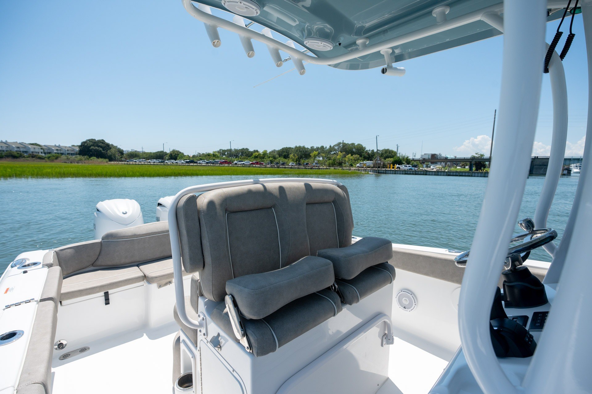 2024 Sea Hunt Ultra 265SE - thumbnail 17