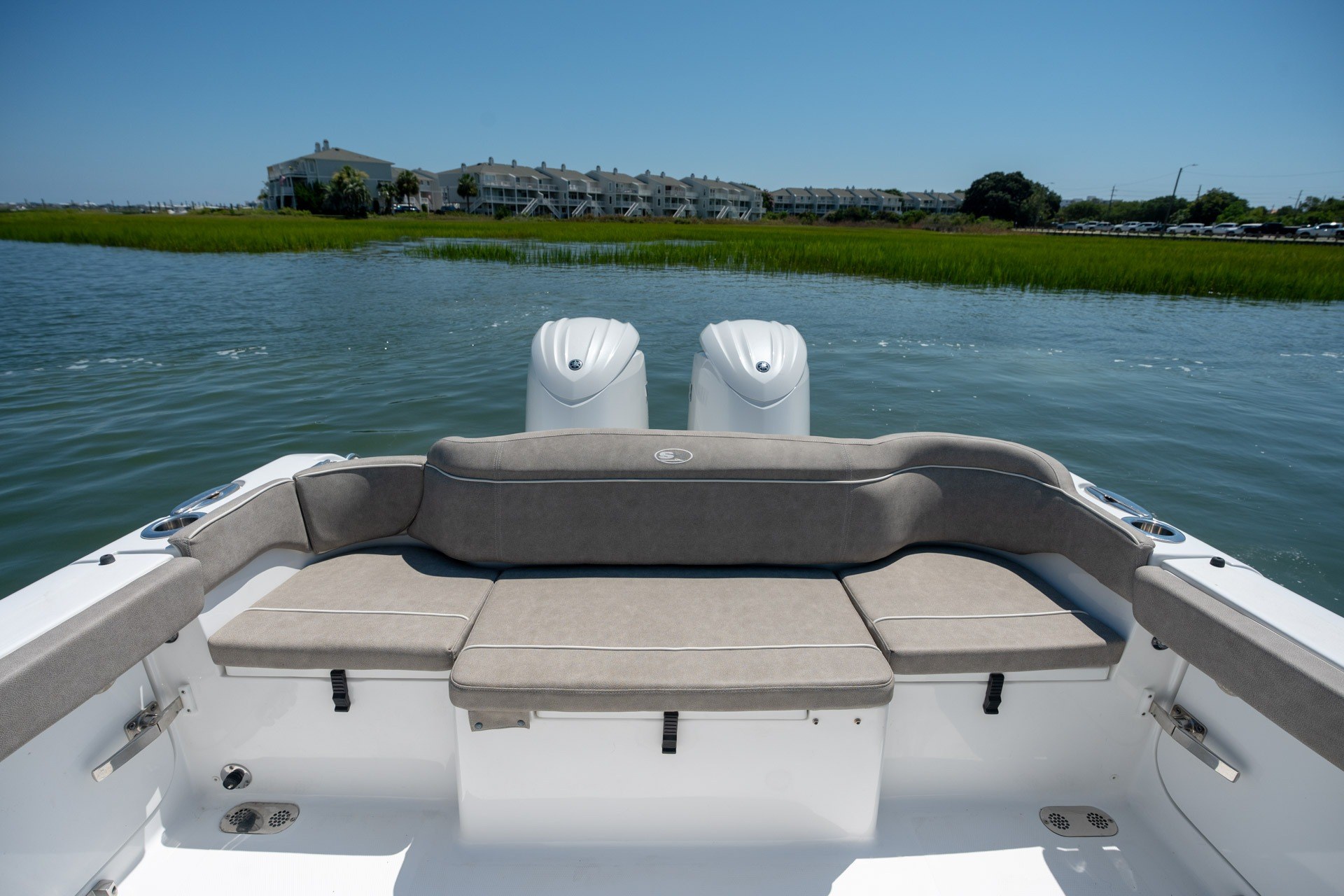 2024 Sea Hunt Ultra 265SE - thumbnail 26