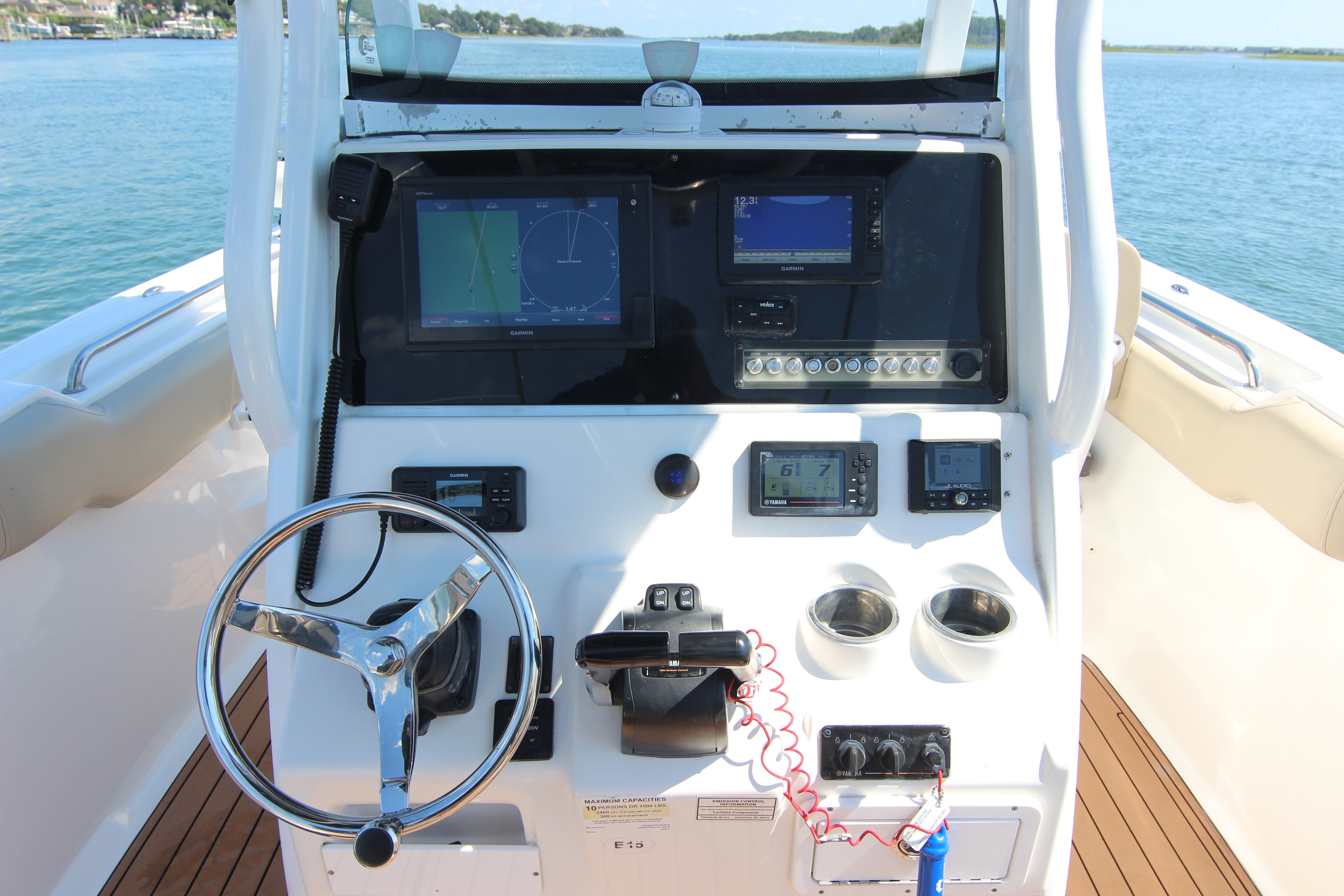 2018 Tidewater 252 LXF - thumbnail 22