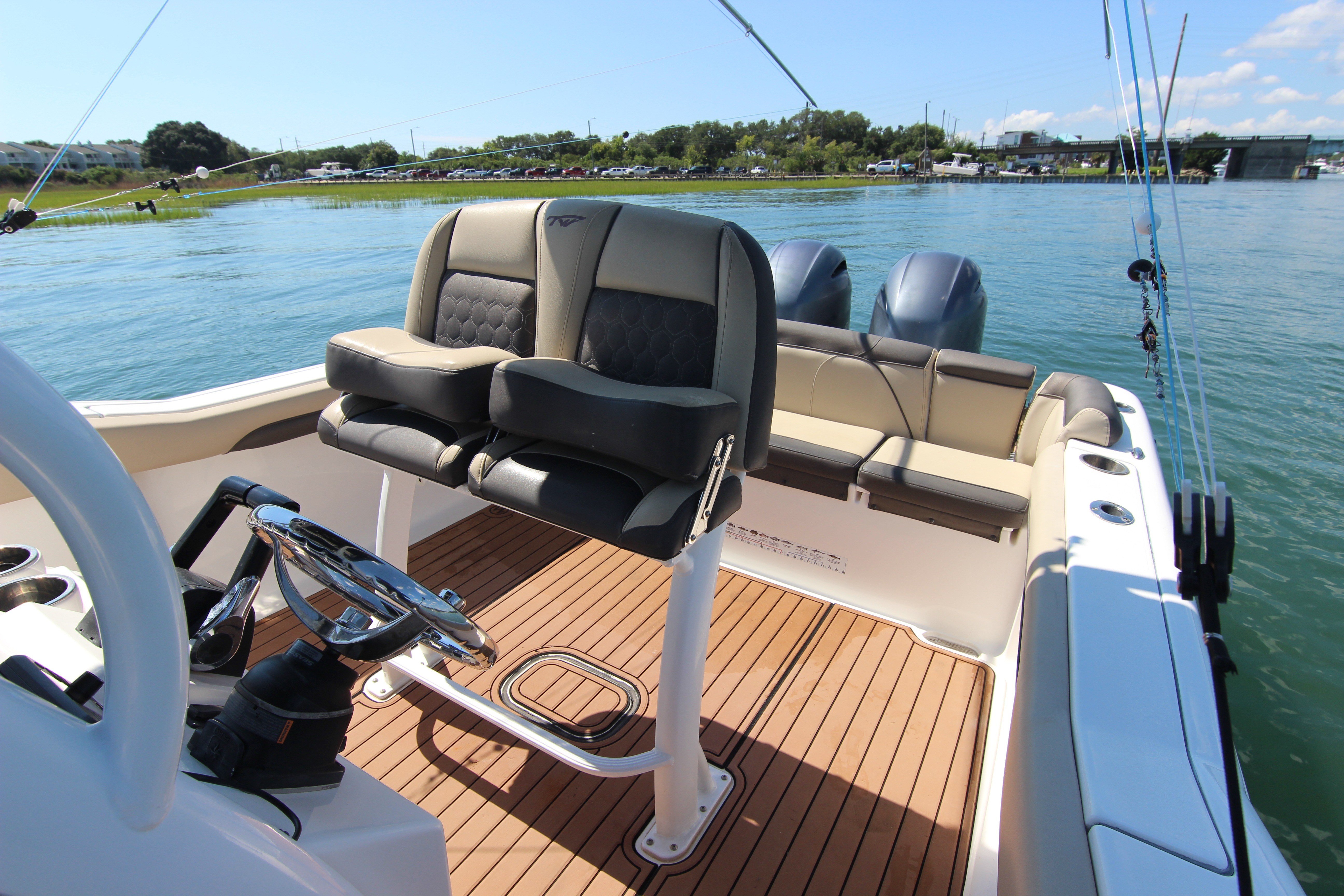 2018 Tidewater 252 LXF - thumbnail 20