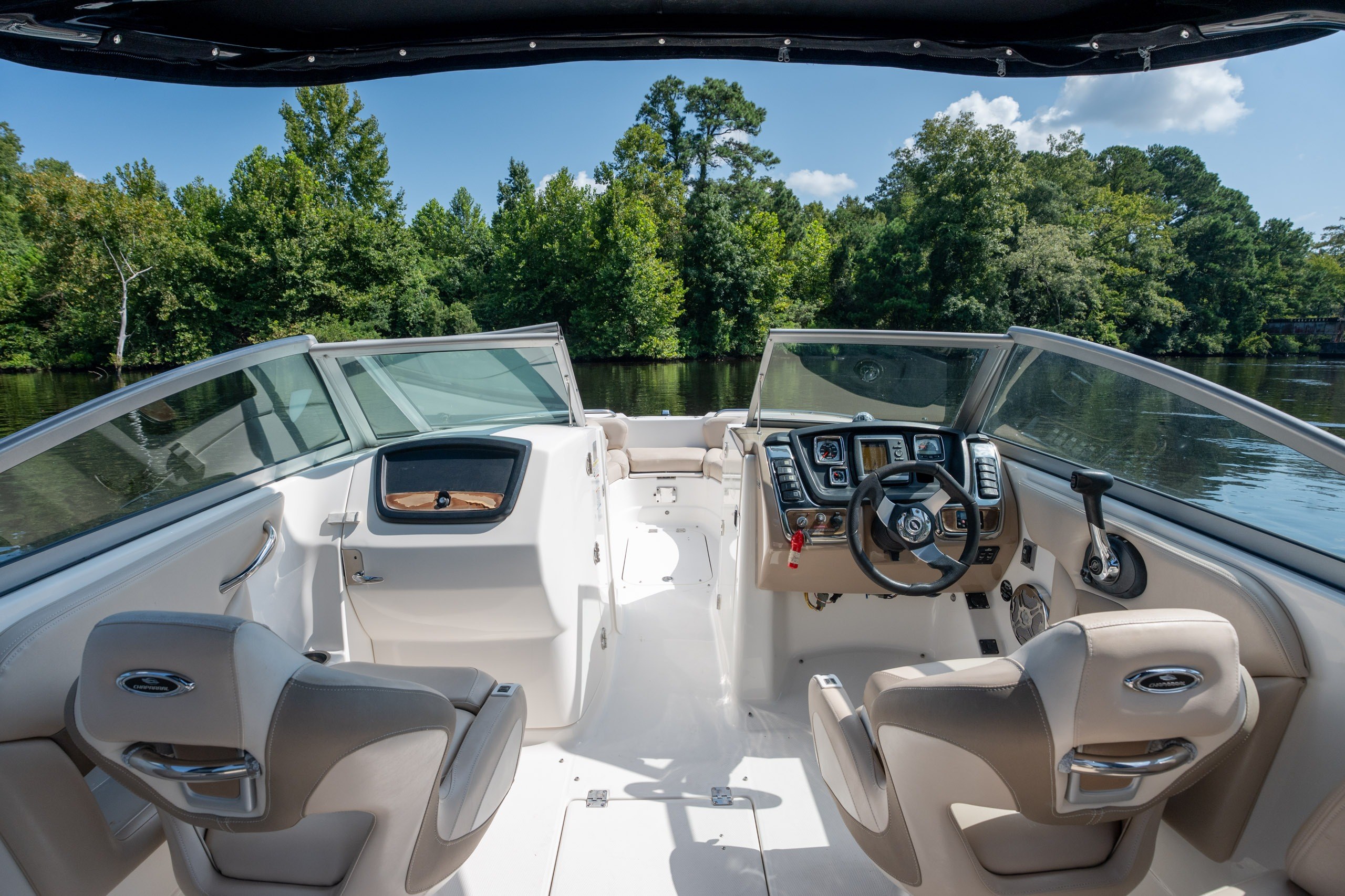 2012 Chaparral 264 Sunesta - thumbnail 15
