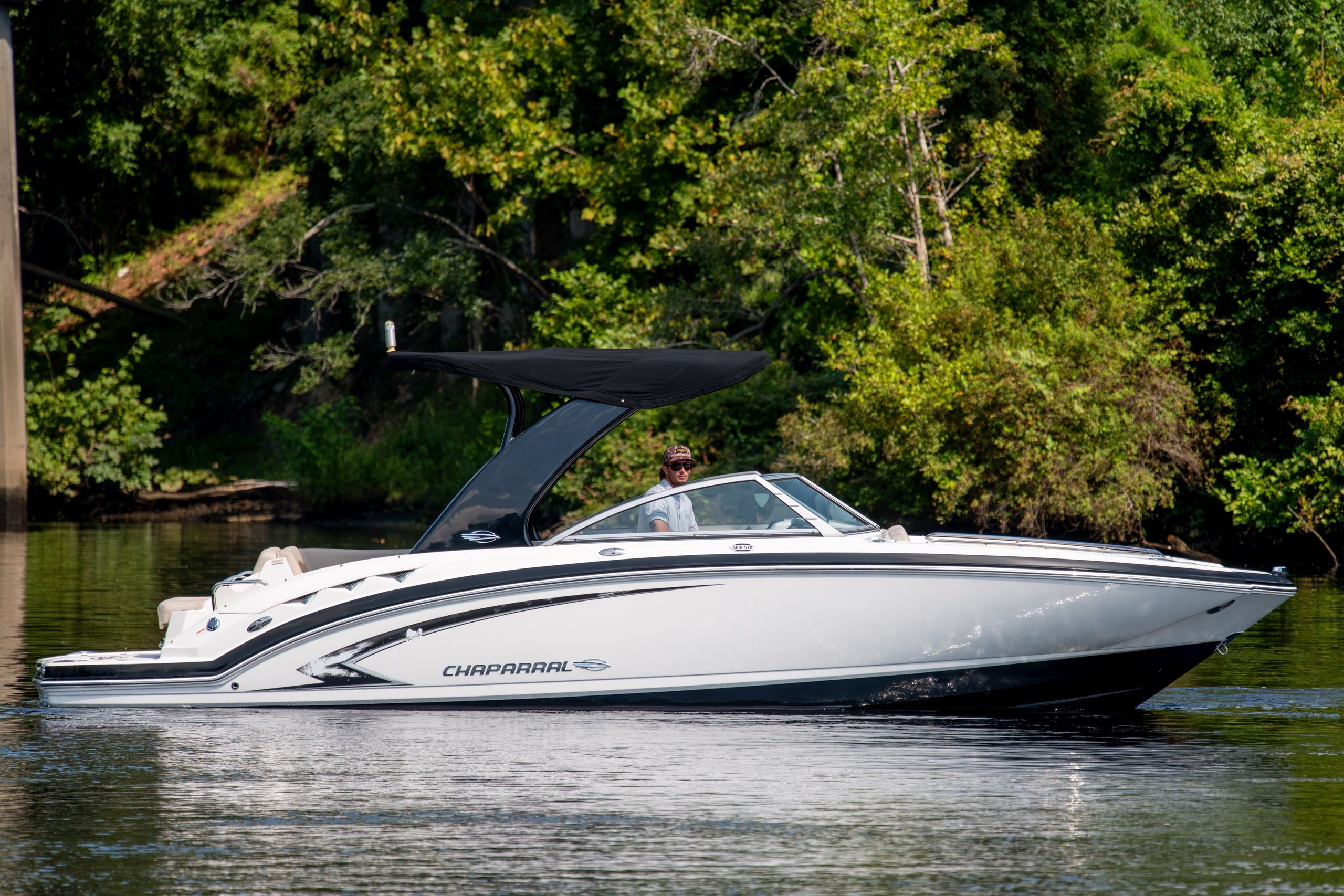 2012 Chaparral 264 Sunesta - thumbnail 2