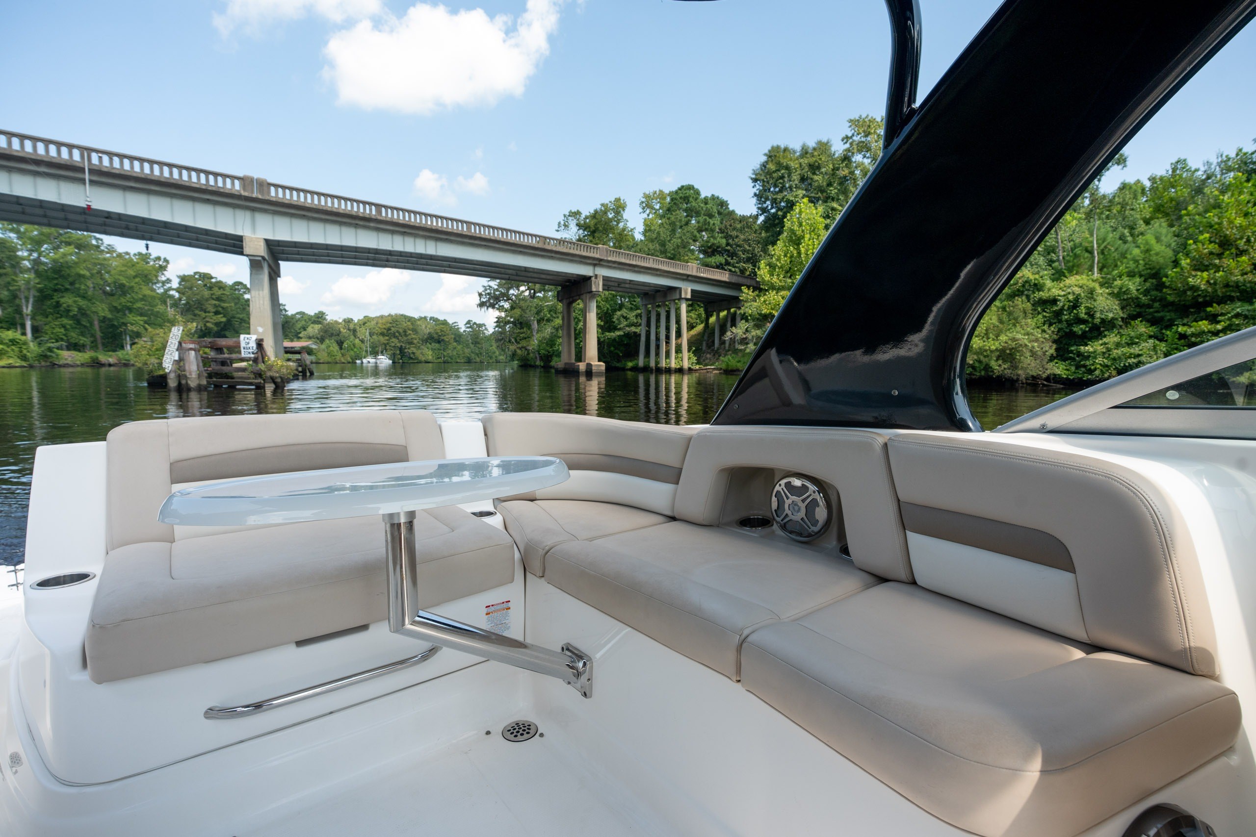 2012 Chaparral 264 Sunesta - thumbnail 13