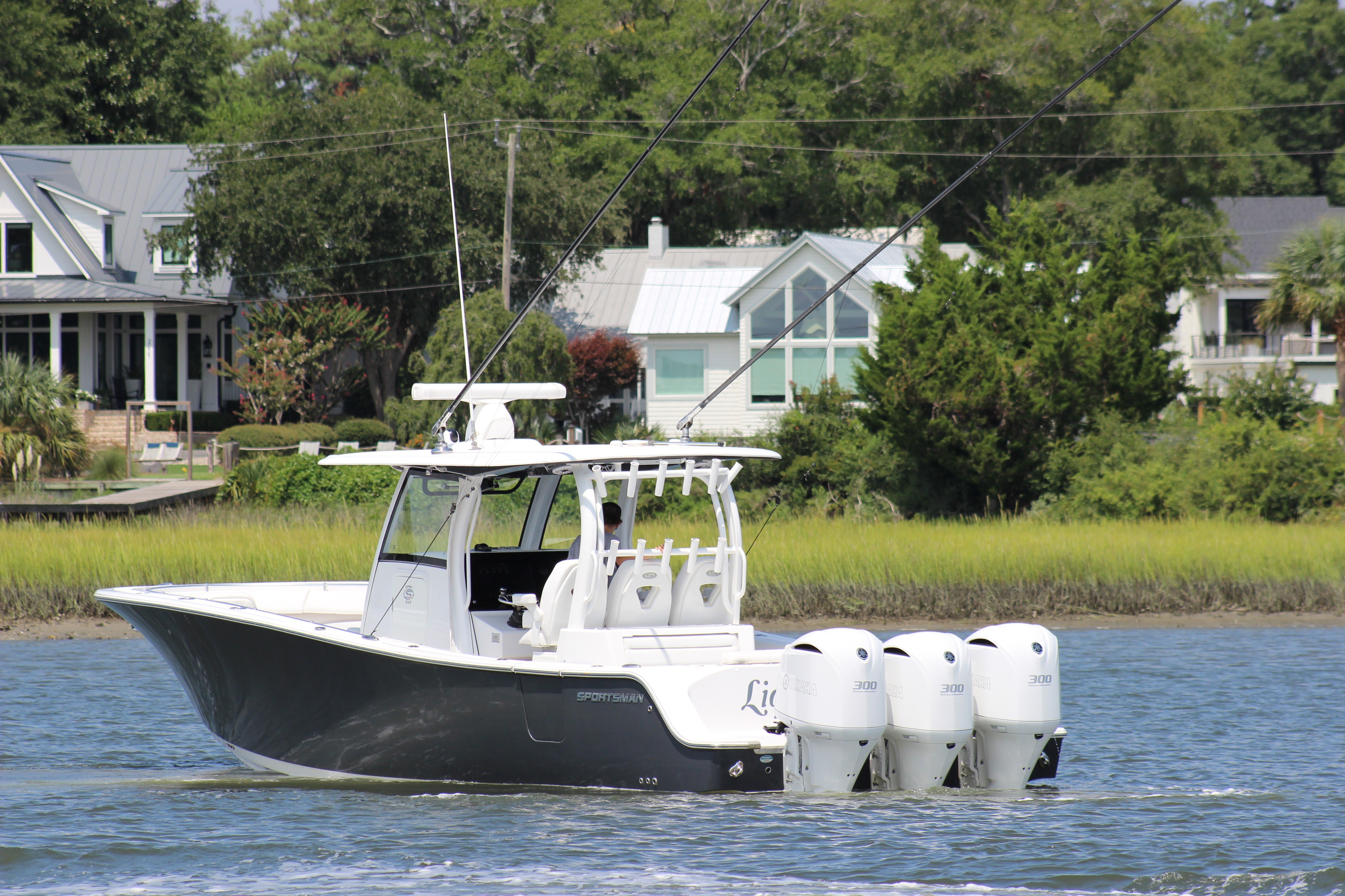 2021 Sportsman Open 352 Center Console - thumbnail 9
