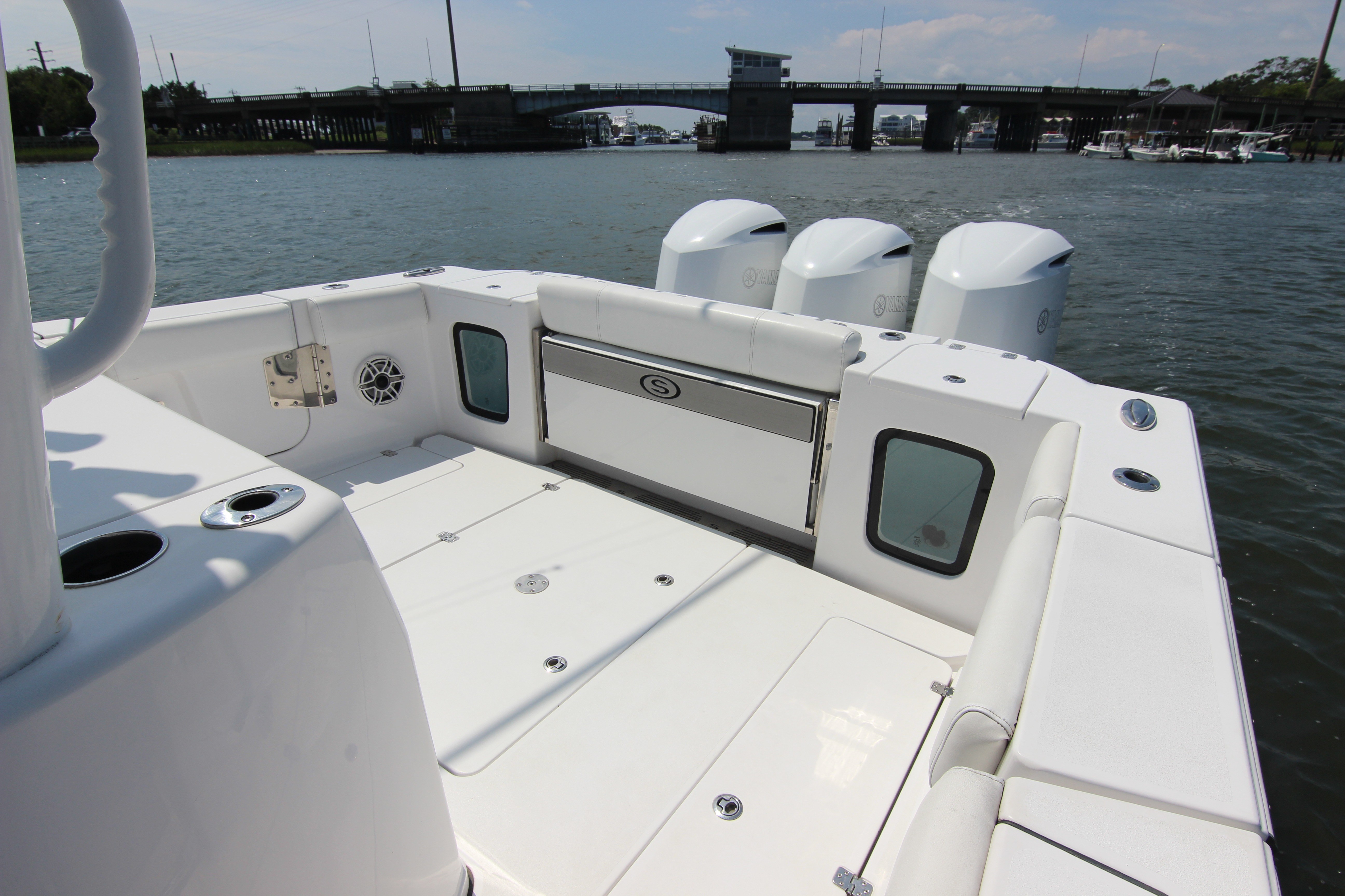 2021 Sportsman Open 352 Center Console - thumbnail 14