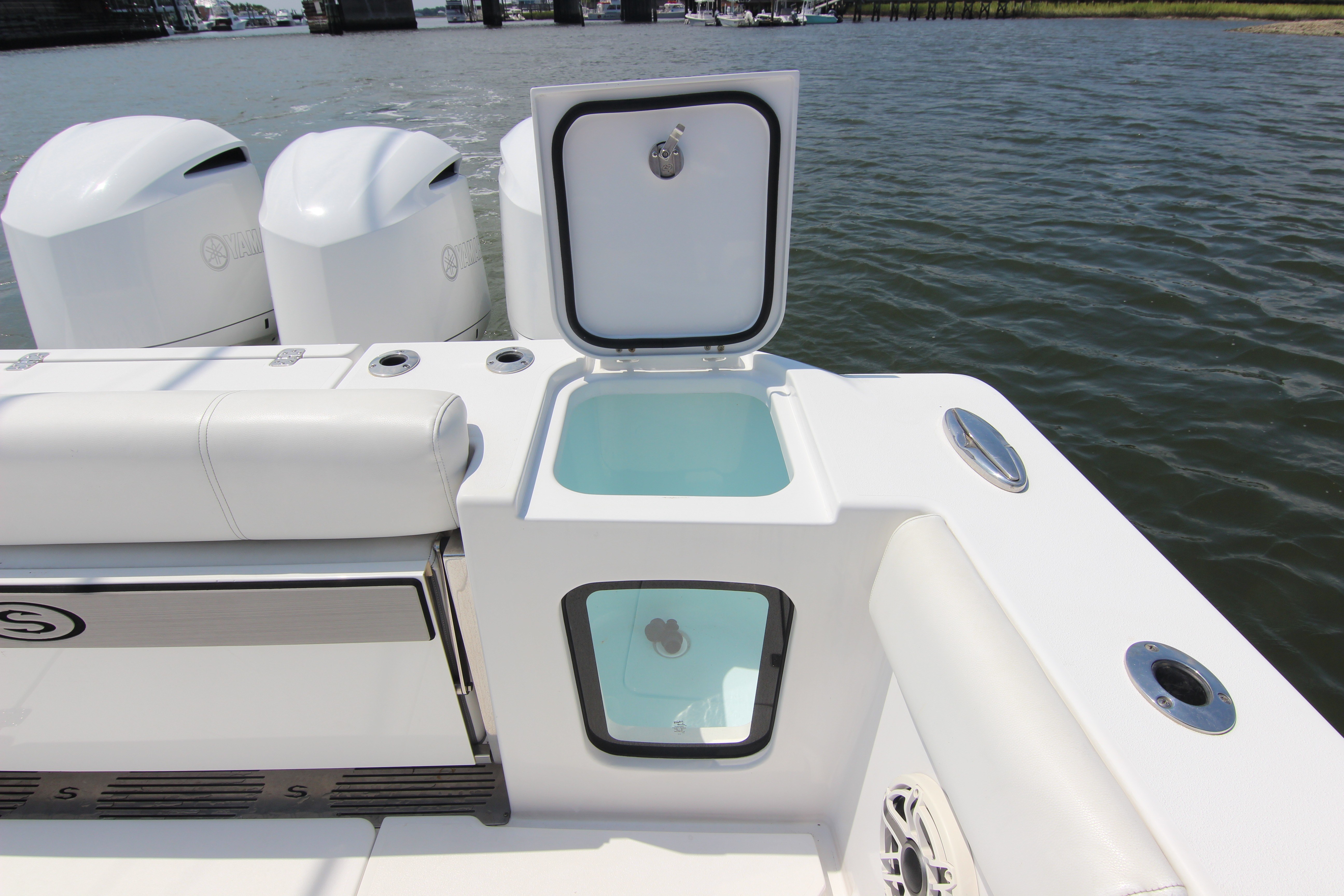 2021 Sportsman Open 352 Center Console - thumbnail 19