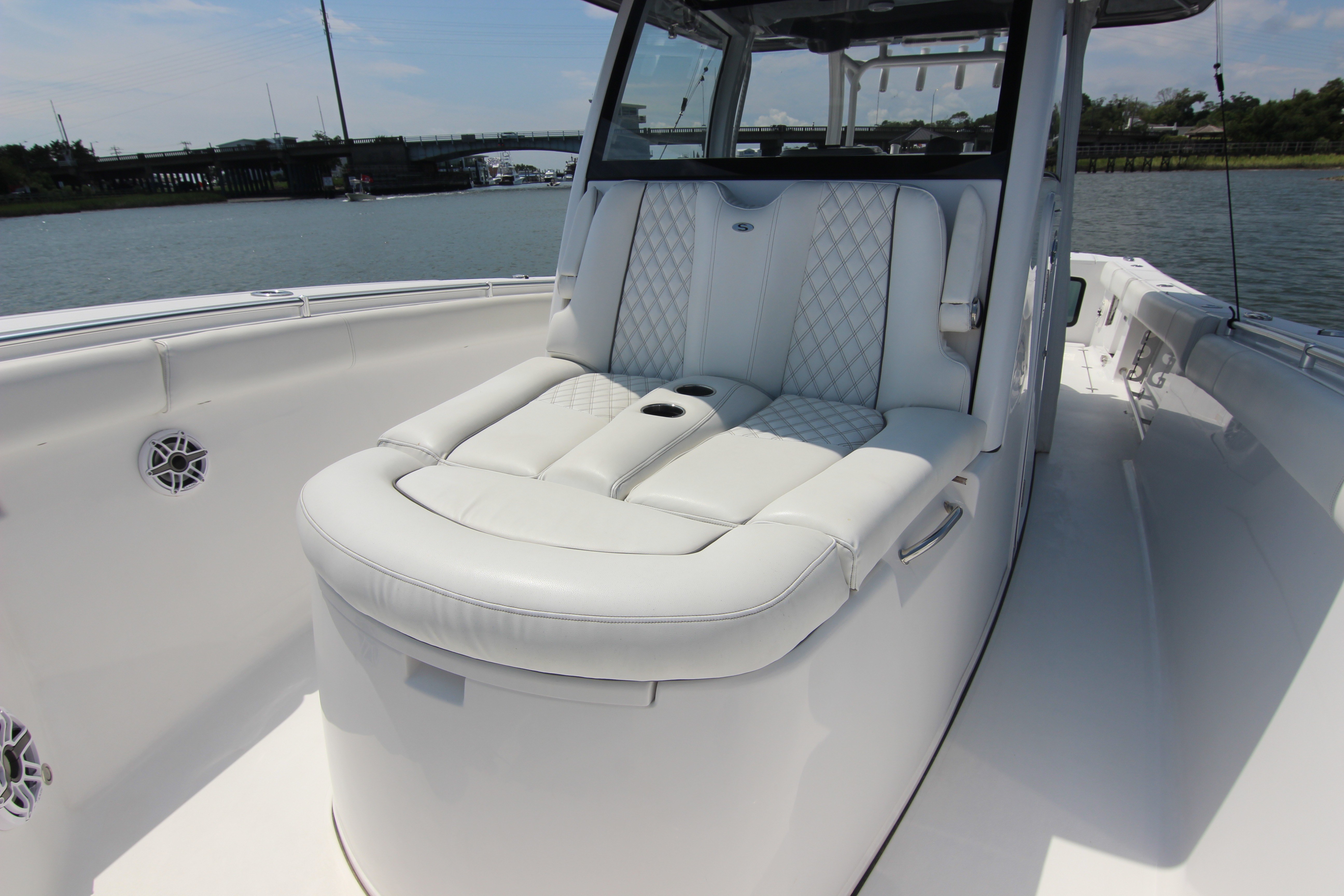 2021 Sportsman Open 352 Center Console - thumbnail 37