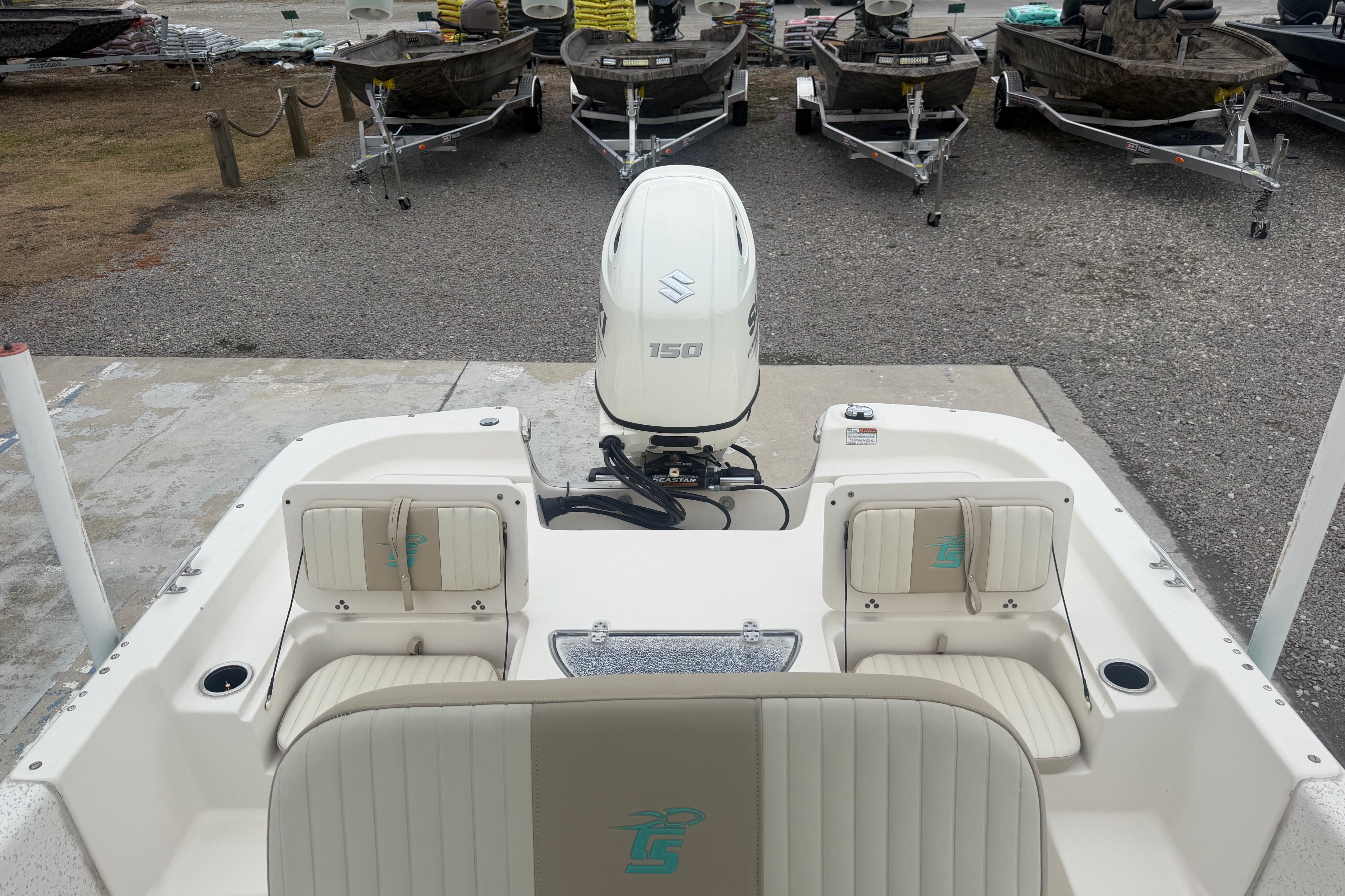 2019 Carolina Skiff 218 DLV - thumbnail 12