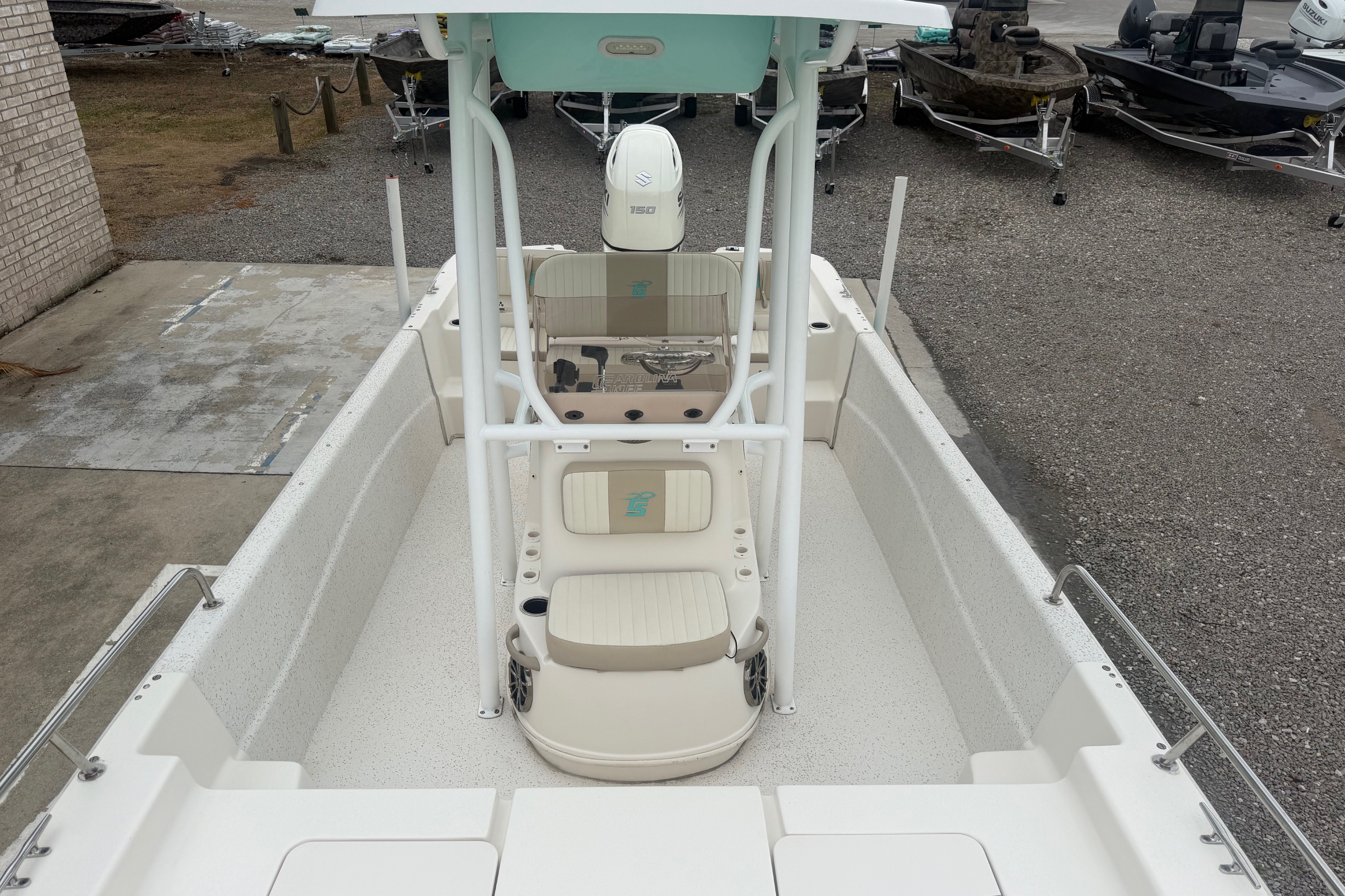 2019 Carolina Skiff 218 DLV - thumbnail 15