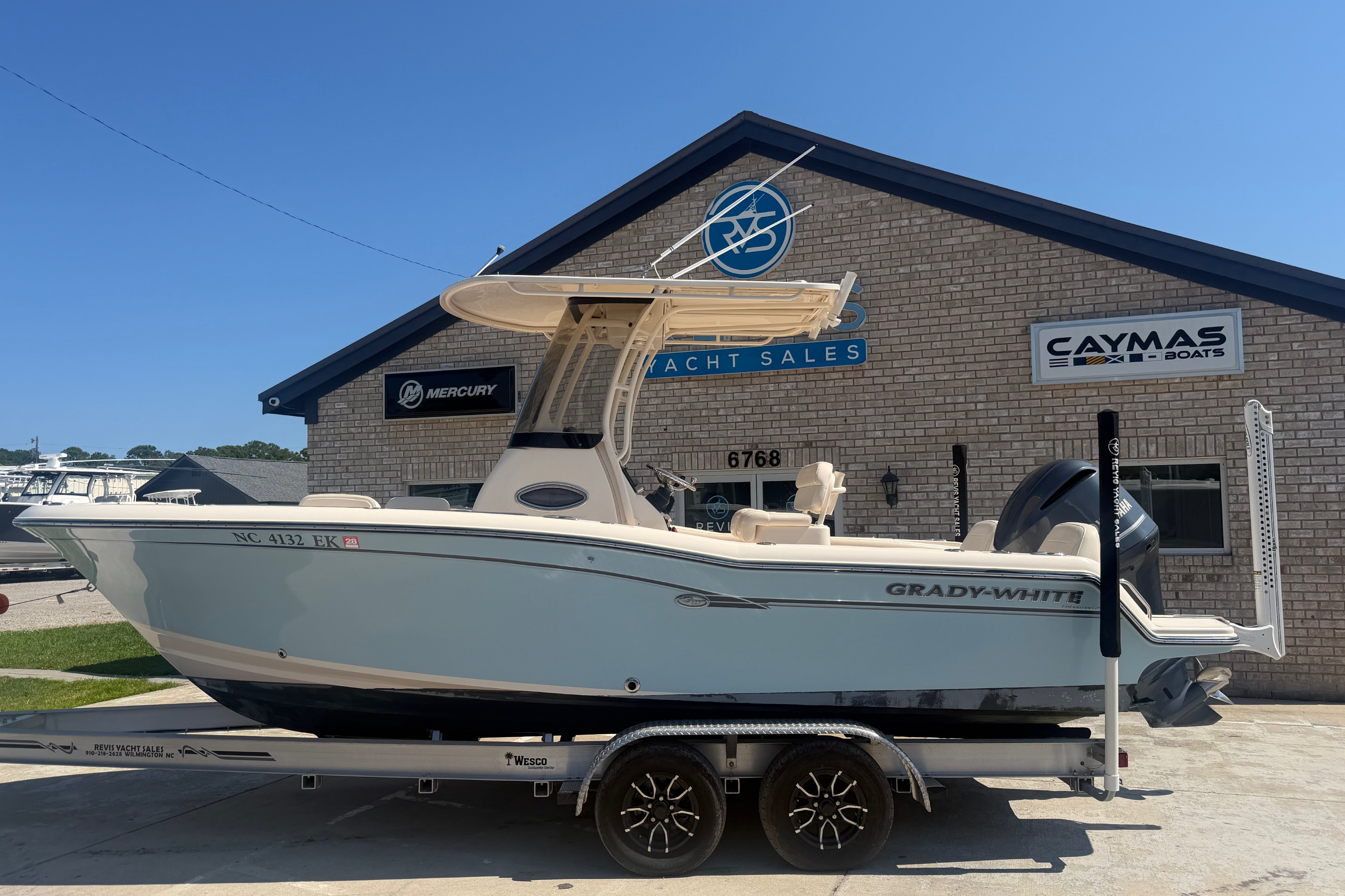 2019 Grady-White Fisherman 216 - thumbnail 2