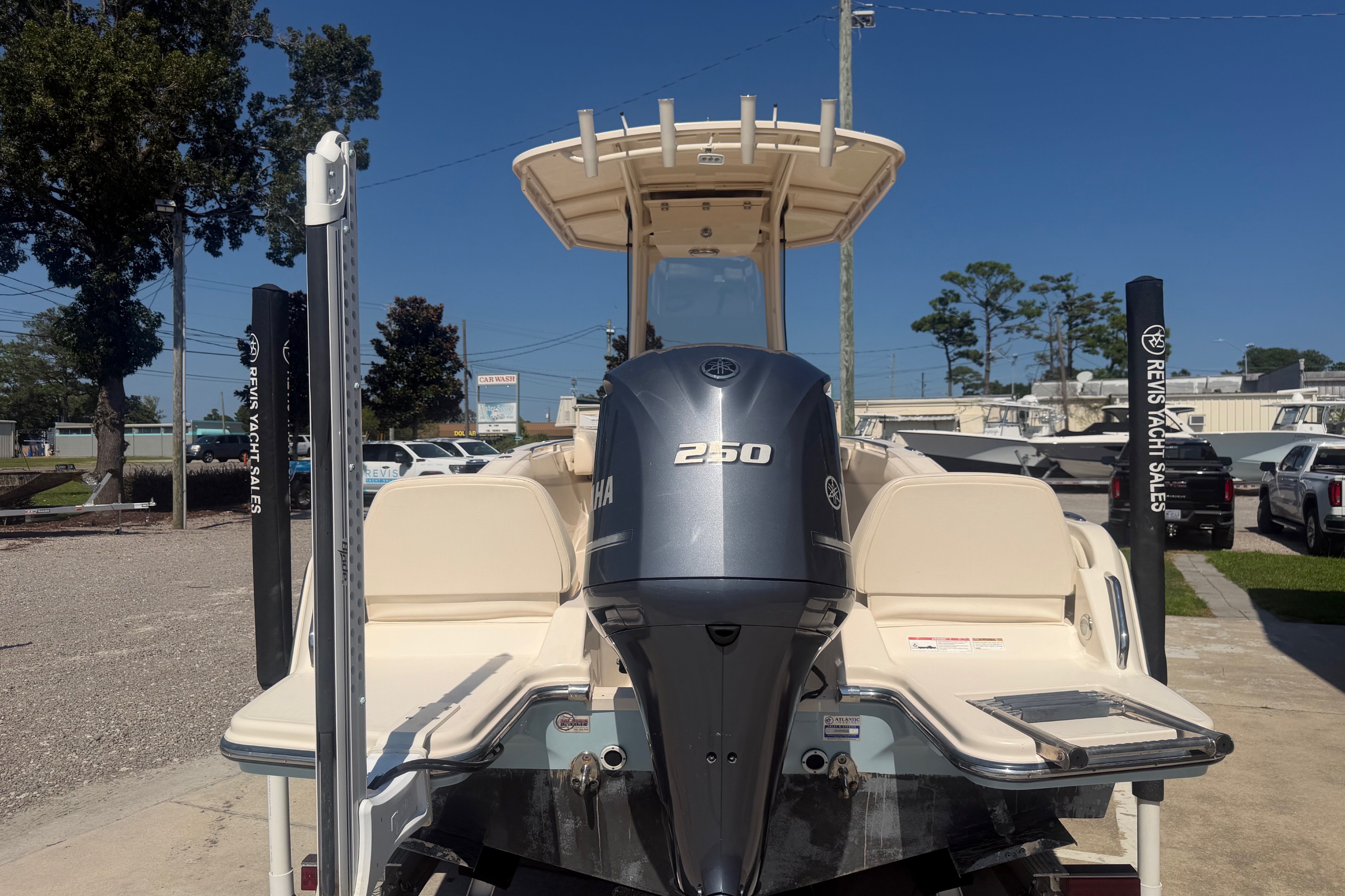 2019 Grady-White Fisherman 216 - thumbnail 9