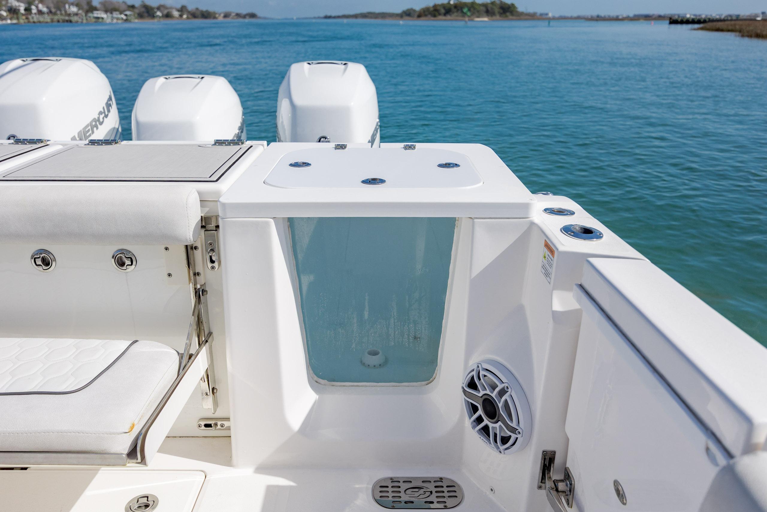 2022 Sea Fox 368 Commander - thumbnail 36