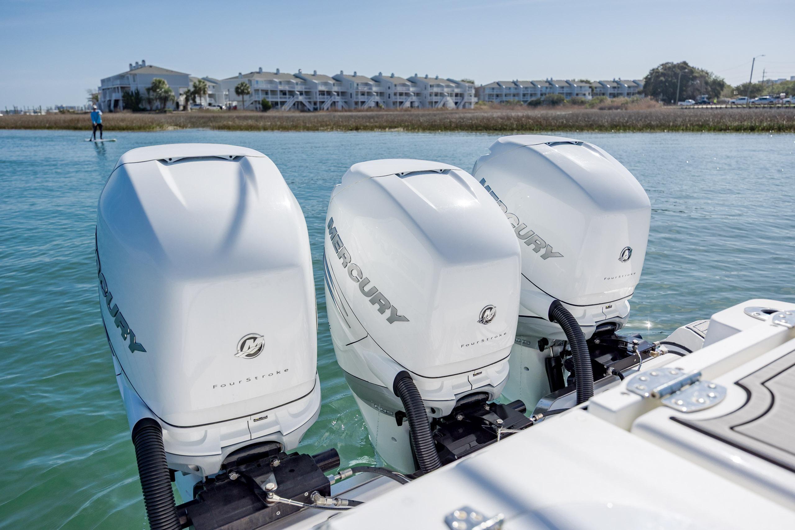 2022 Sea Fox 368 Commander - thumbnail 42