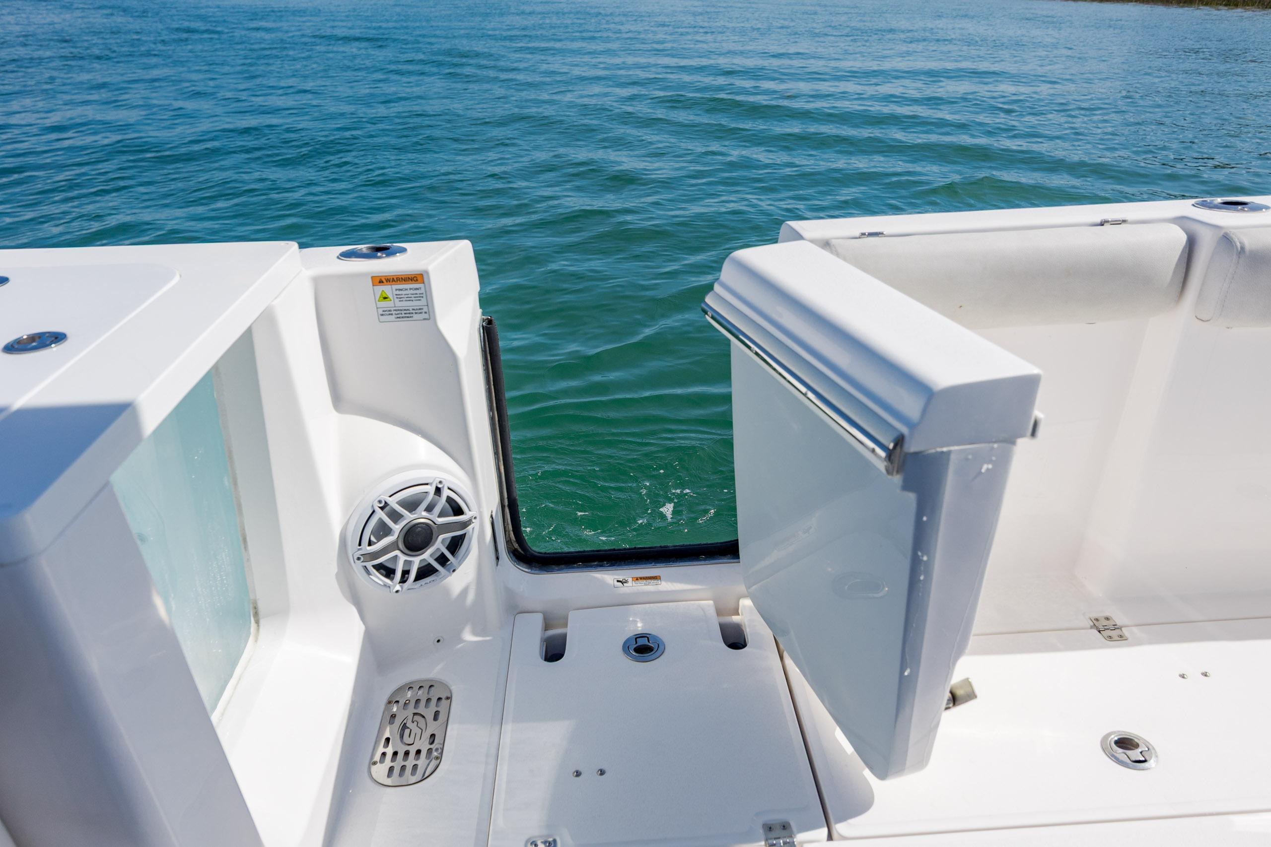 2022 Sea Fox 368 Commander - thumbnail 33