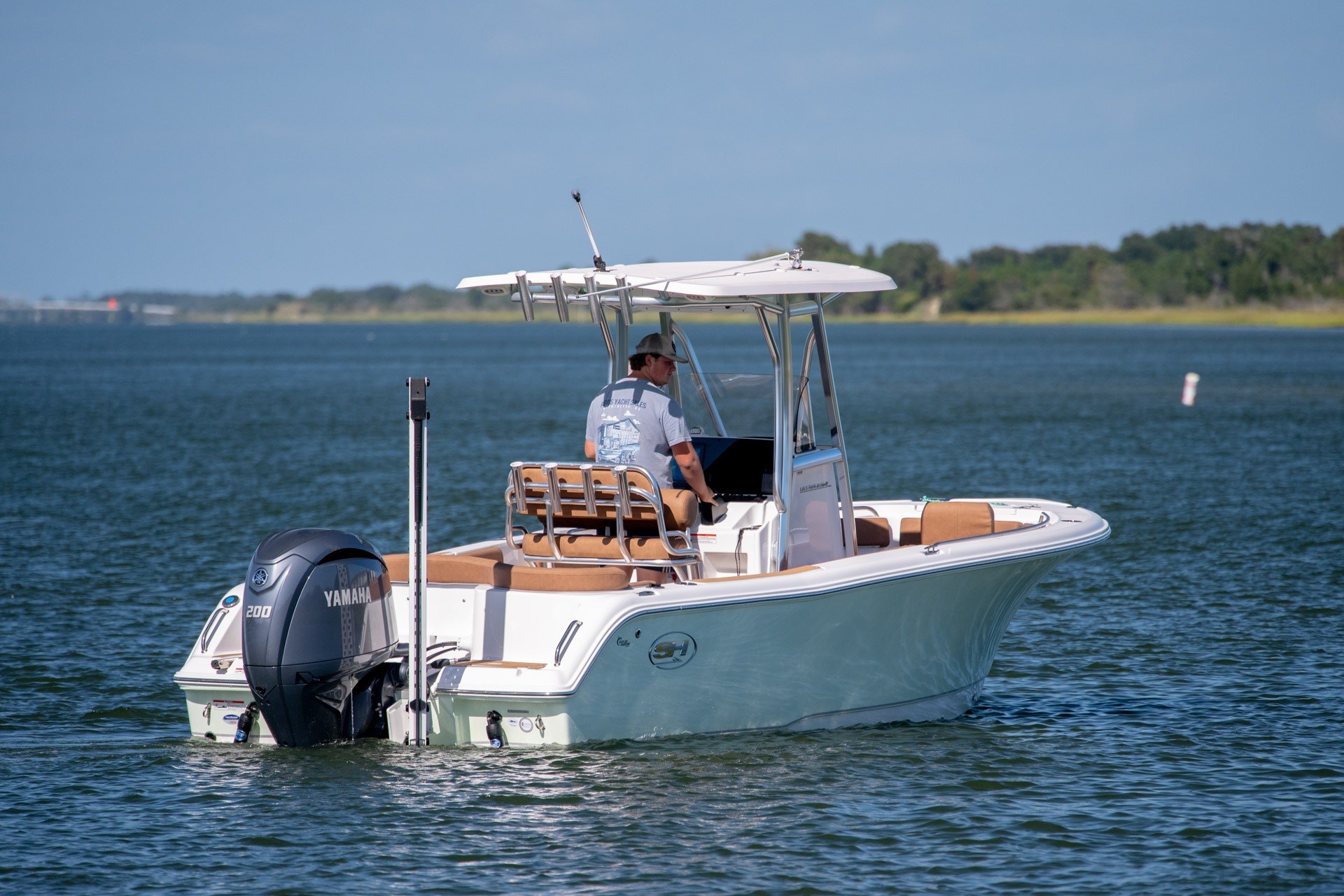2024 Sea Hunt Ultra 234 - thumbnail 4