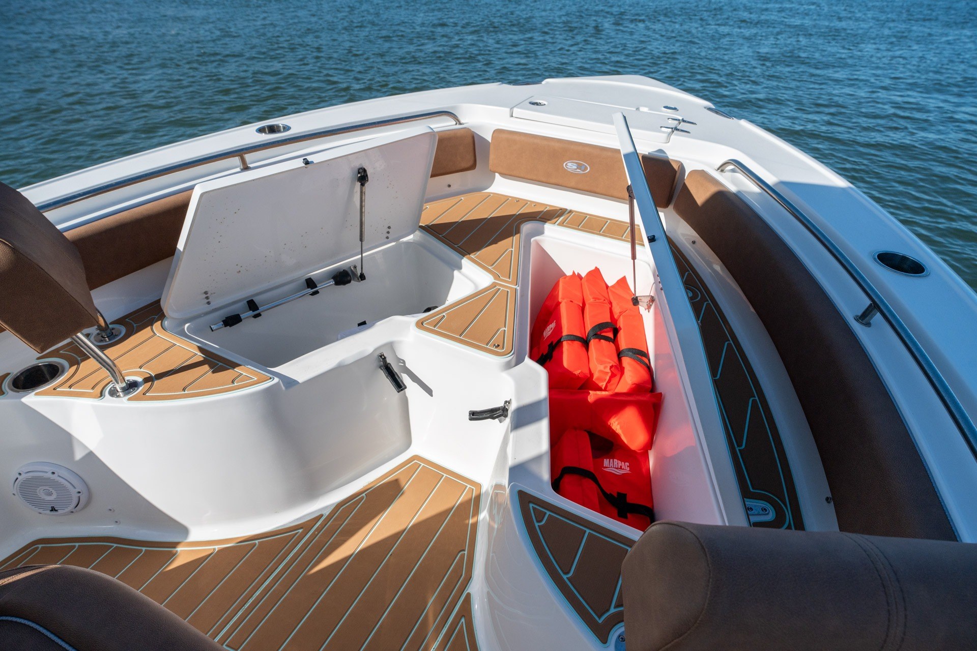 2024 Sea Hunt Ultra 234 - thumbnail 20