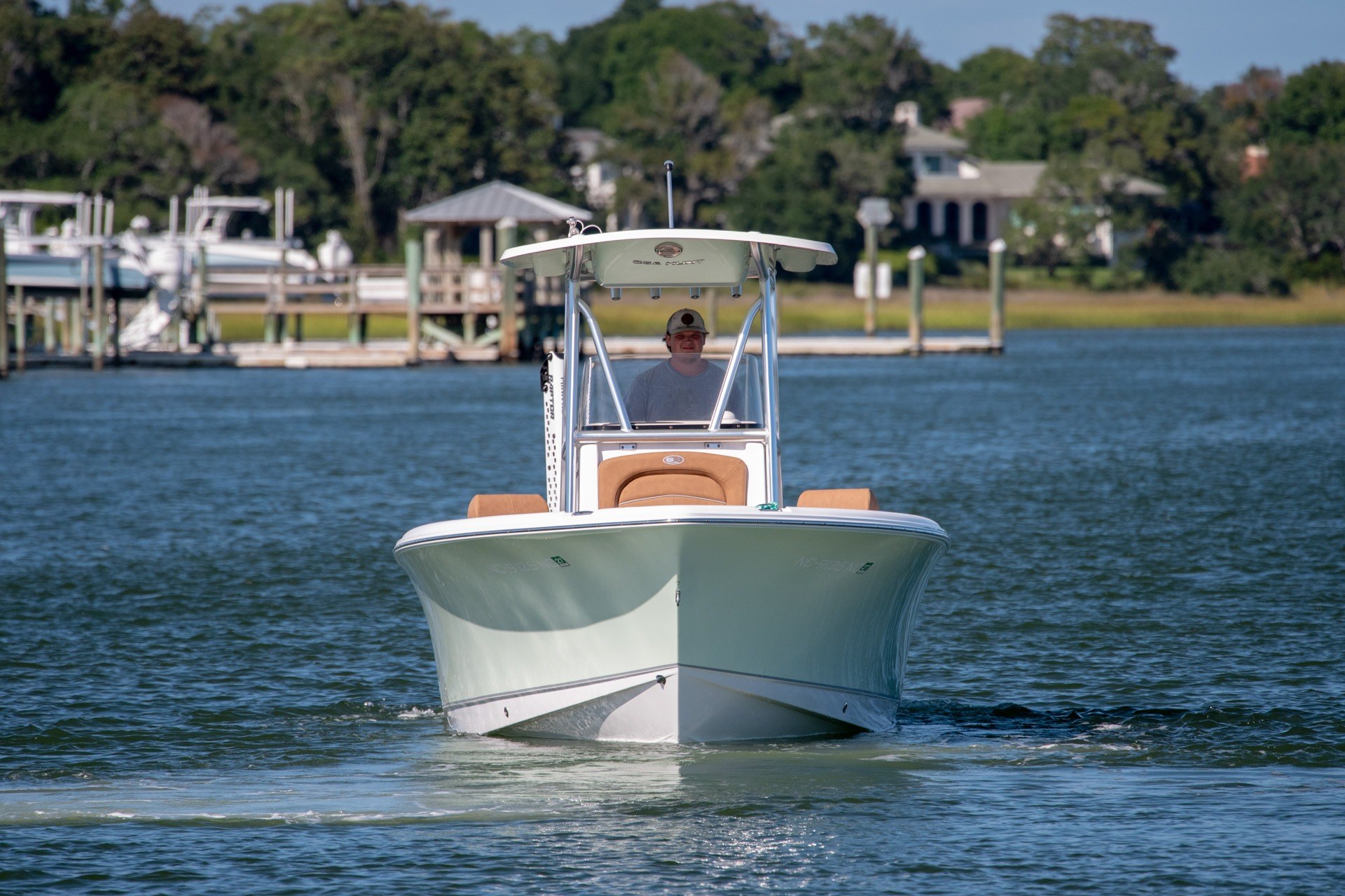 2024 Sea Hunt Ultra 234 - thumbnail 9
