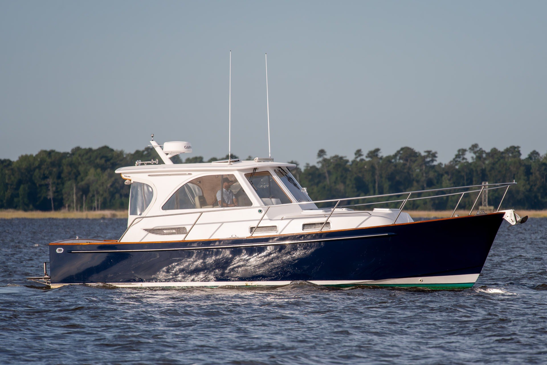 2004 Legacy Yachts 34 Express - thumbnail 14