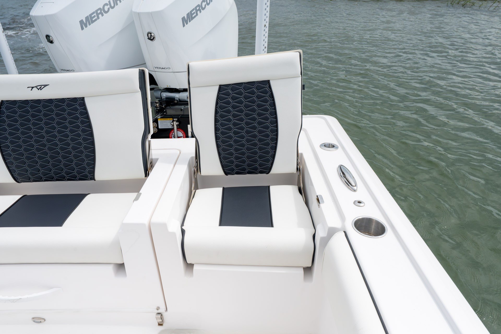 2025 Tidewater 3100 Carolina Bay - thumbnail 20
