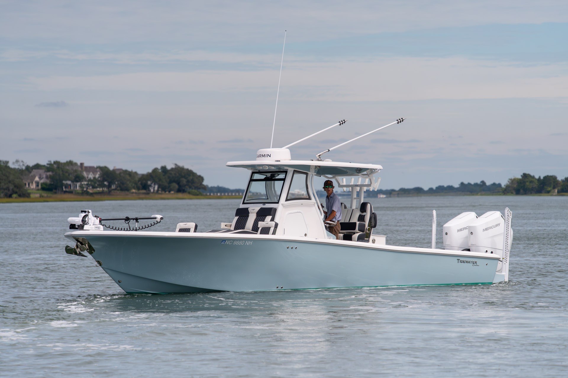 2025 Tidewater 3100 Carolina Bay - thumbnail 3