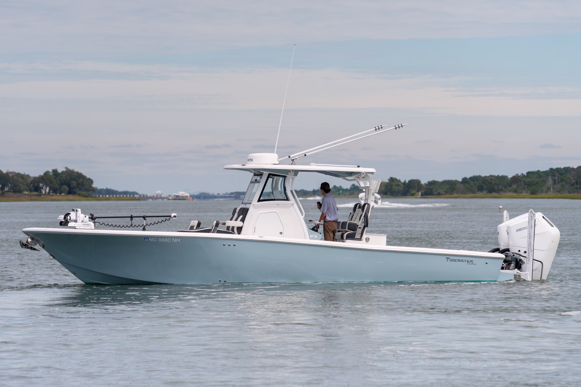 2025 Tidewater 3100 Carolina Bay - thumbnail 4