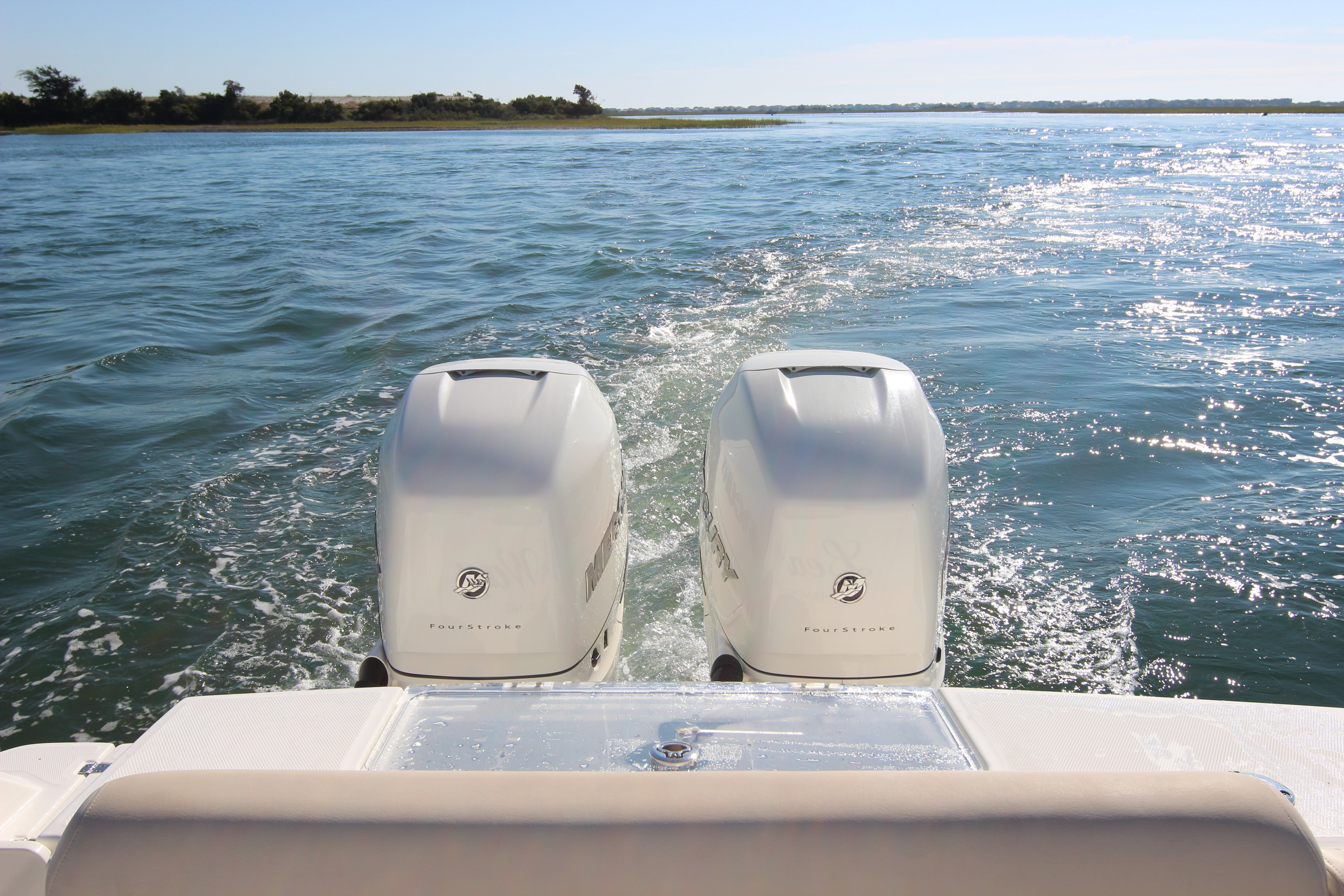 2021 Boston Whaler 330 Outrage - thumbnail 14
