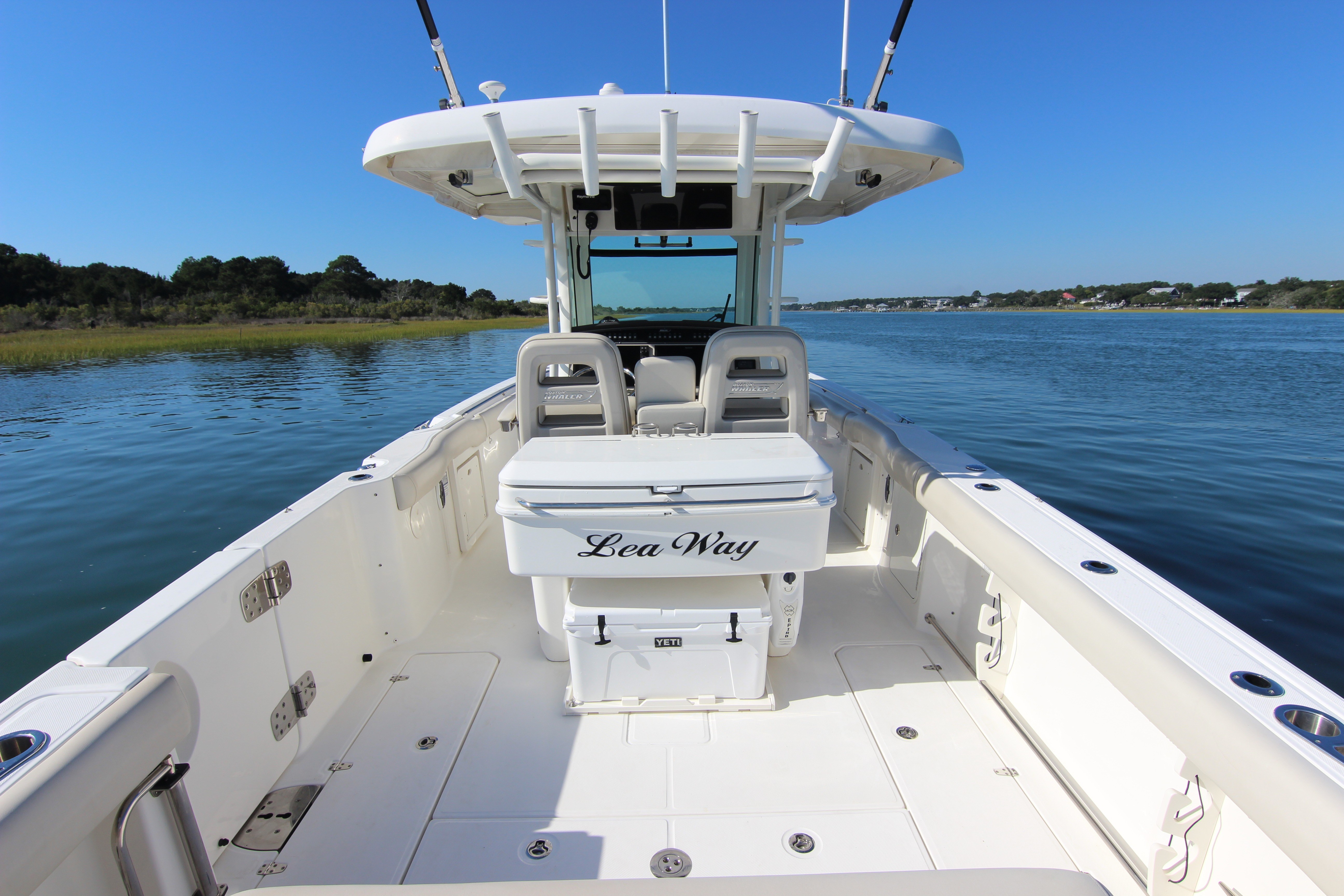 2021 Boston Whaler 330 Outrage - thumbnail 33