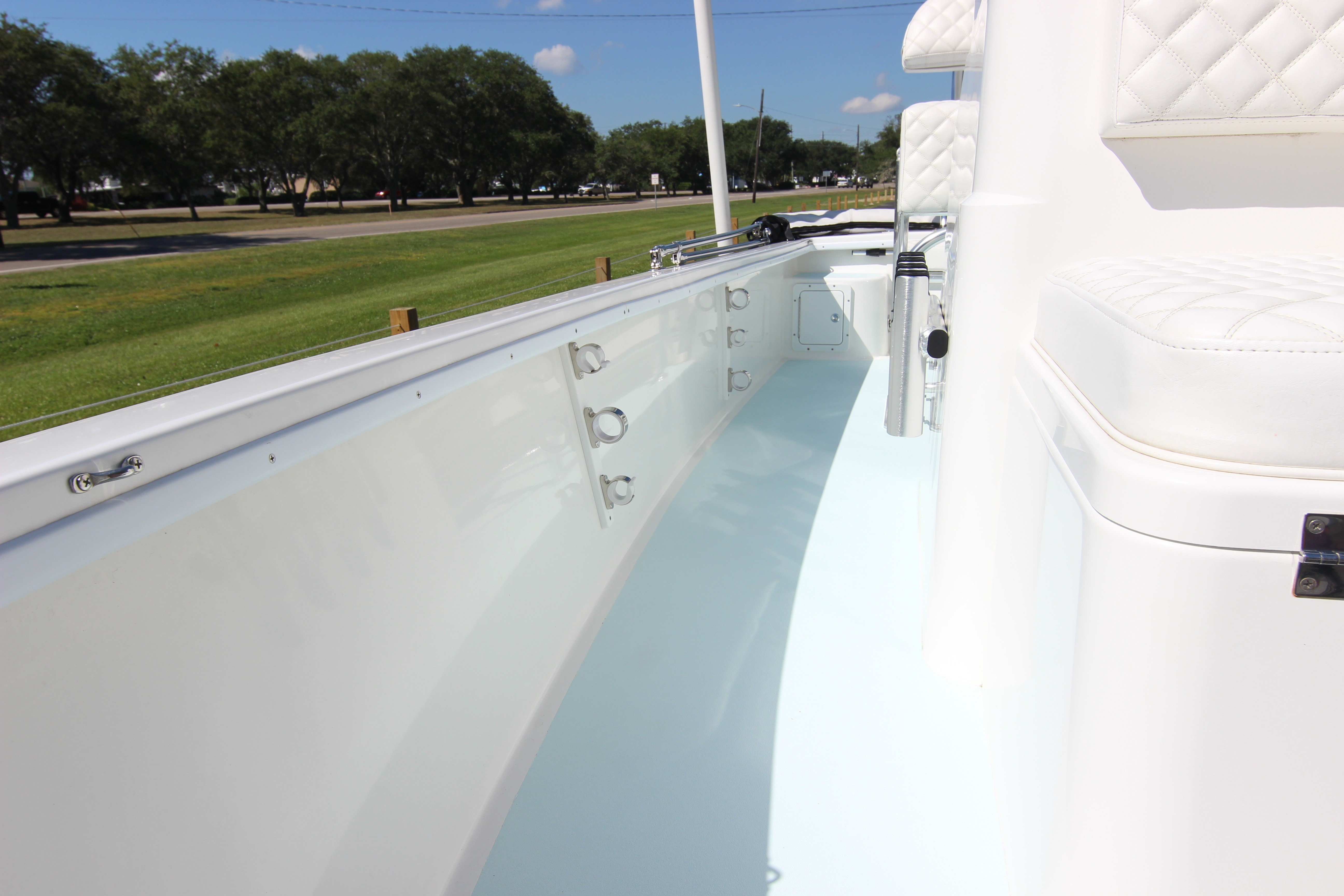 2025 Dragonfly Boatworks Spanish Wells 21 - thumbnail 13