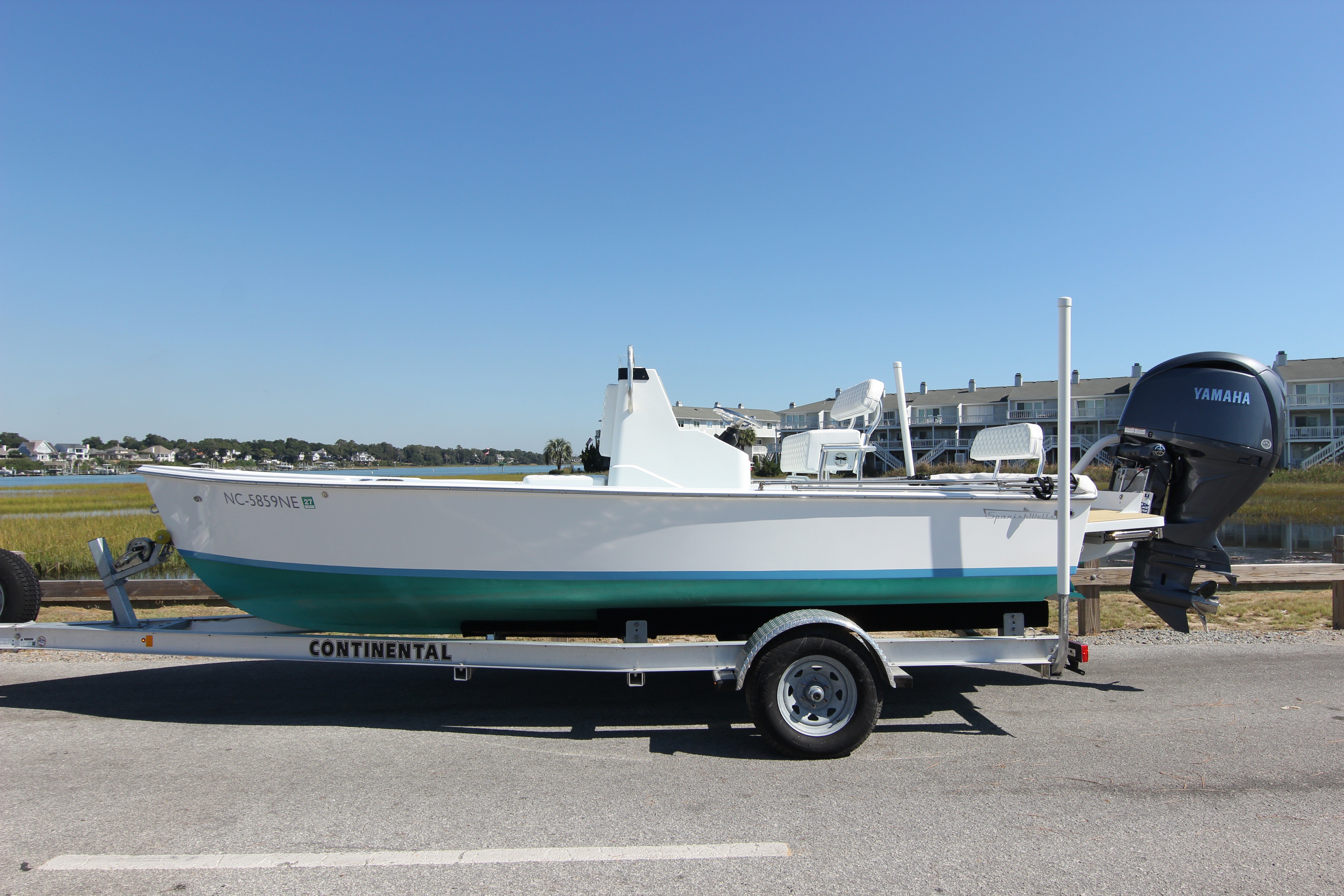 2025 Dragonfly Boatworks Spanish Wells 21 - thumbnail 3