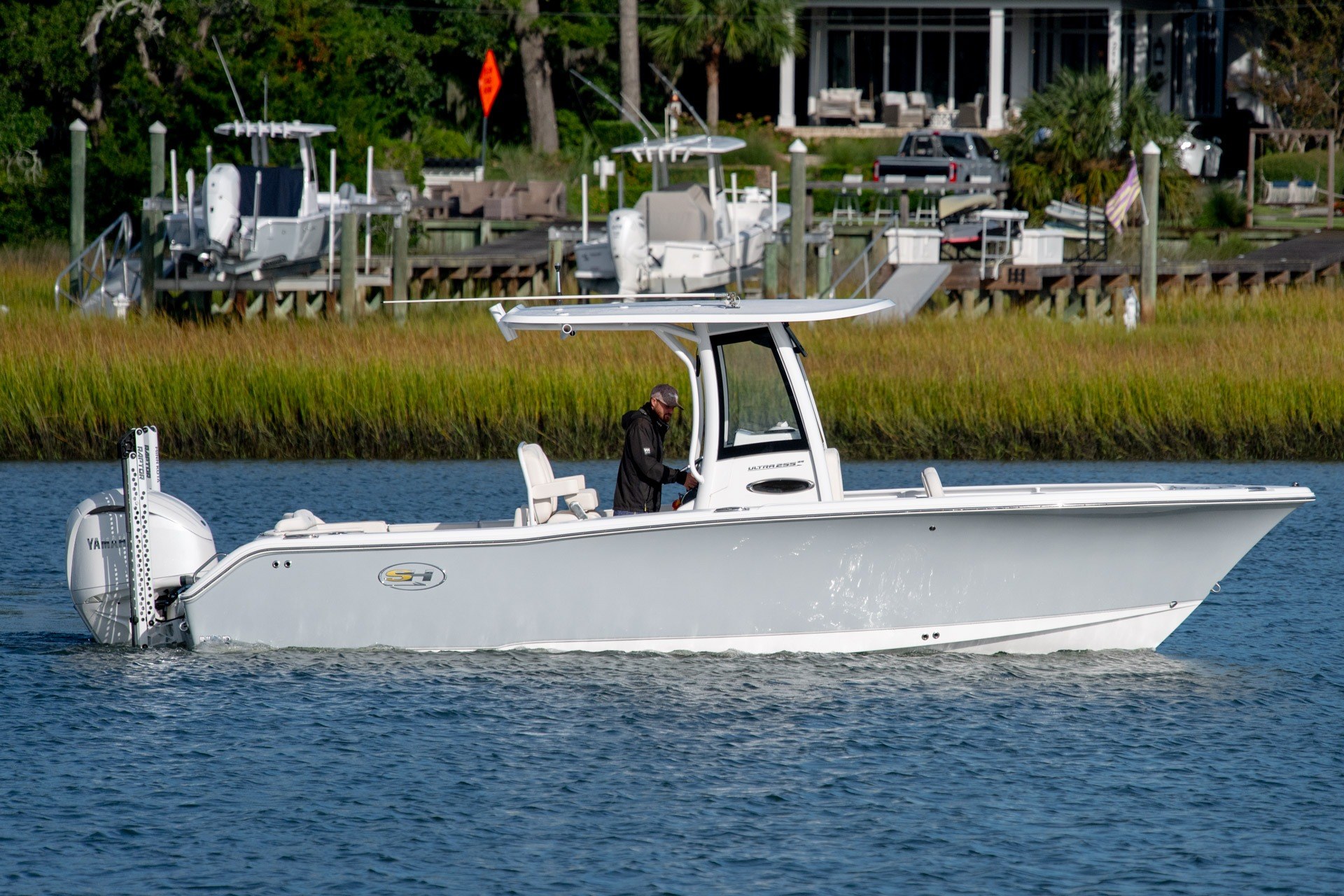 2024 Sea Hunt Ultra 255SE - thumbnail 4