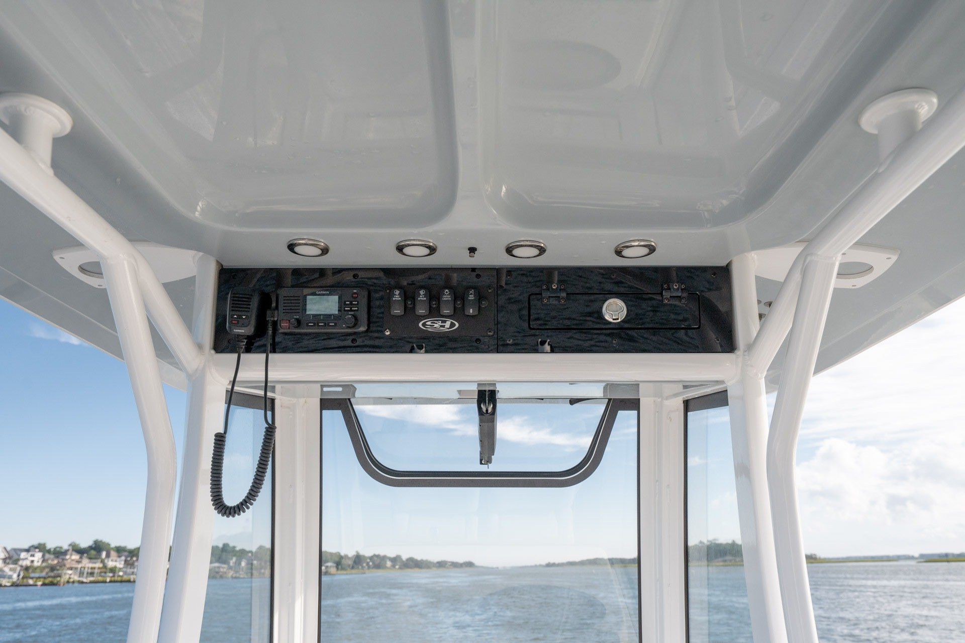 2024 Sea Hunt Ultra 255SE - thumbnail 24