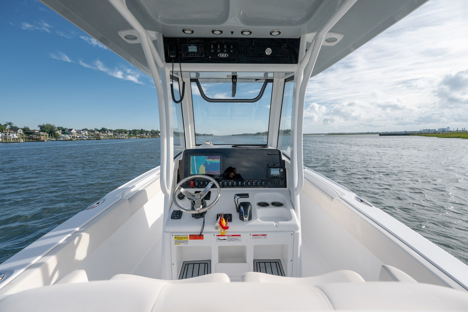 2024 Sea Hunt Ultra 255SE - thumbnail 21