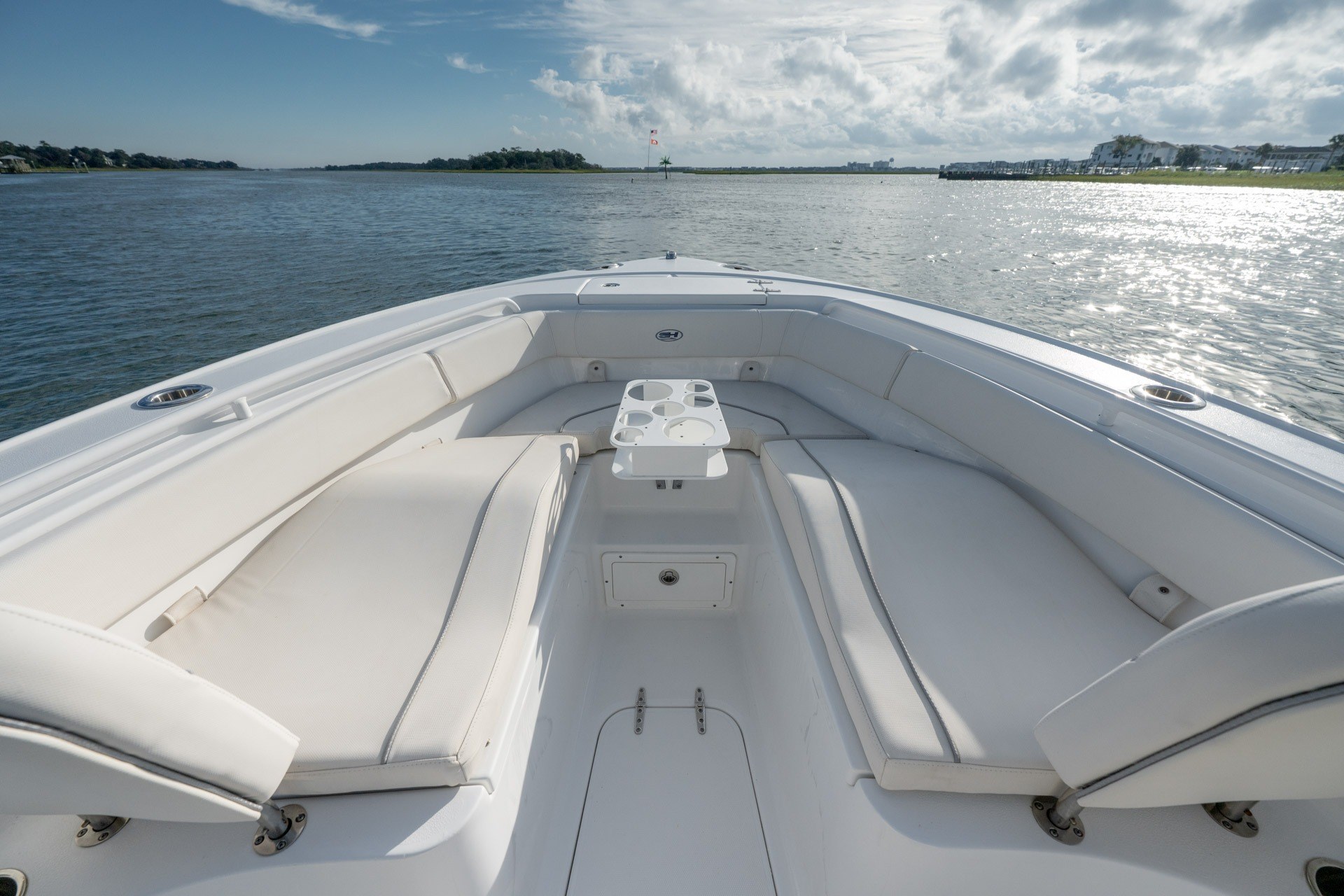2024 Sea Hunt Ultra 255SE - thumbnail 13