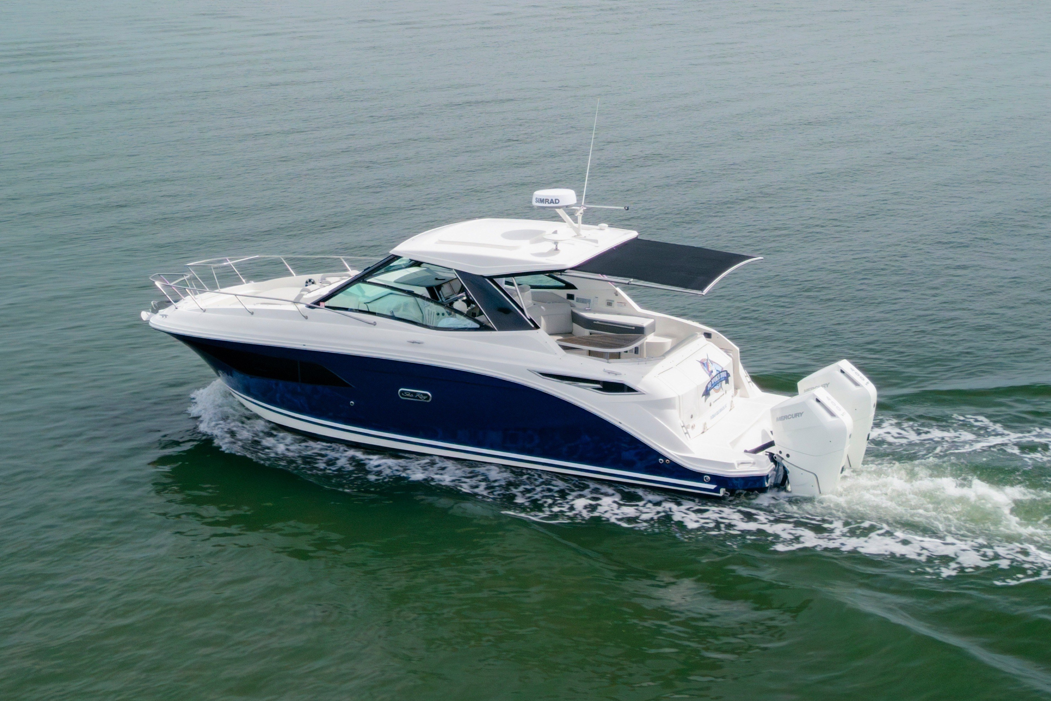 2025 Sea Ray Sundancer 320 Outboard - thumbnail 9