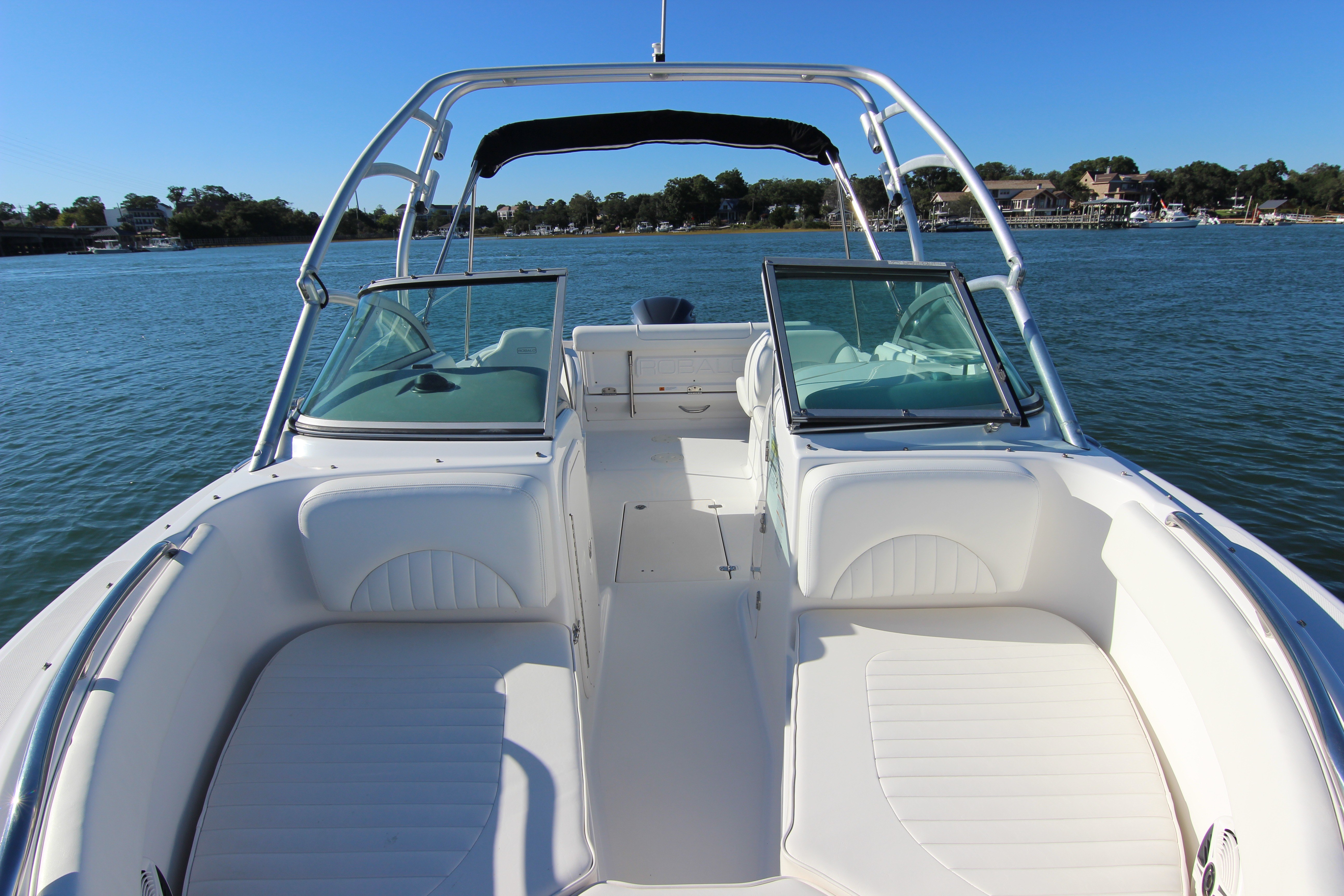 2012 Robalo R227 Dual Console - thumbnail 15
