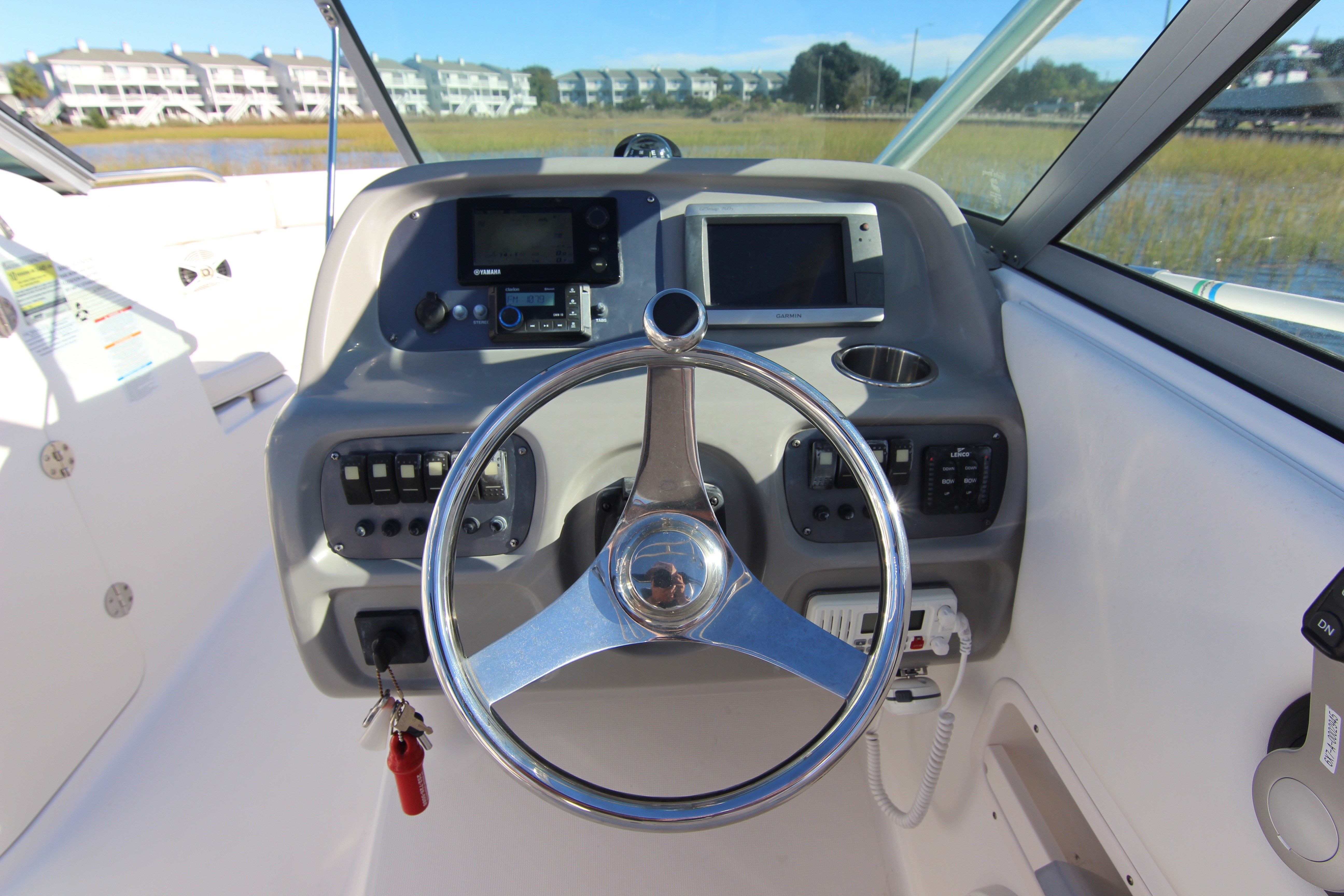 2012 Robalo R227 Dual Console - thumbnail 19