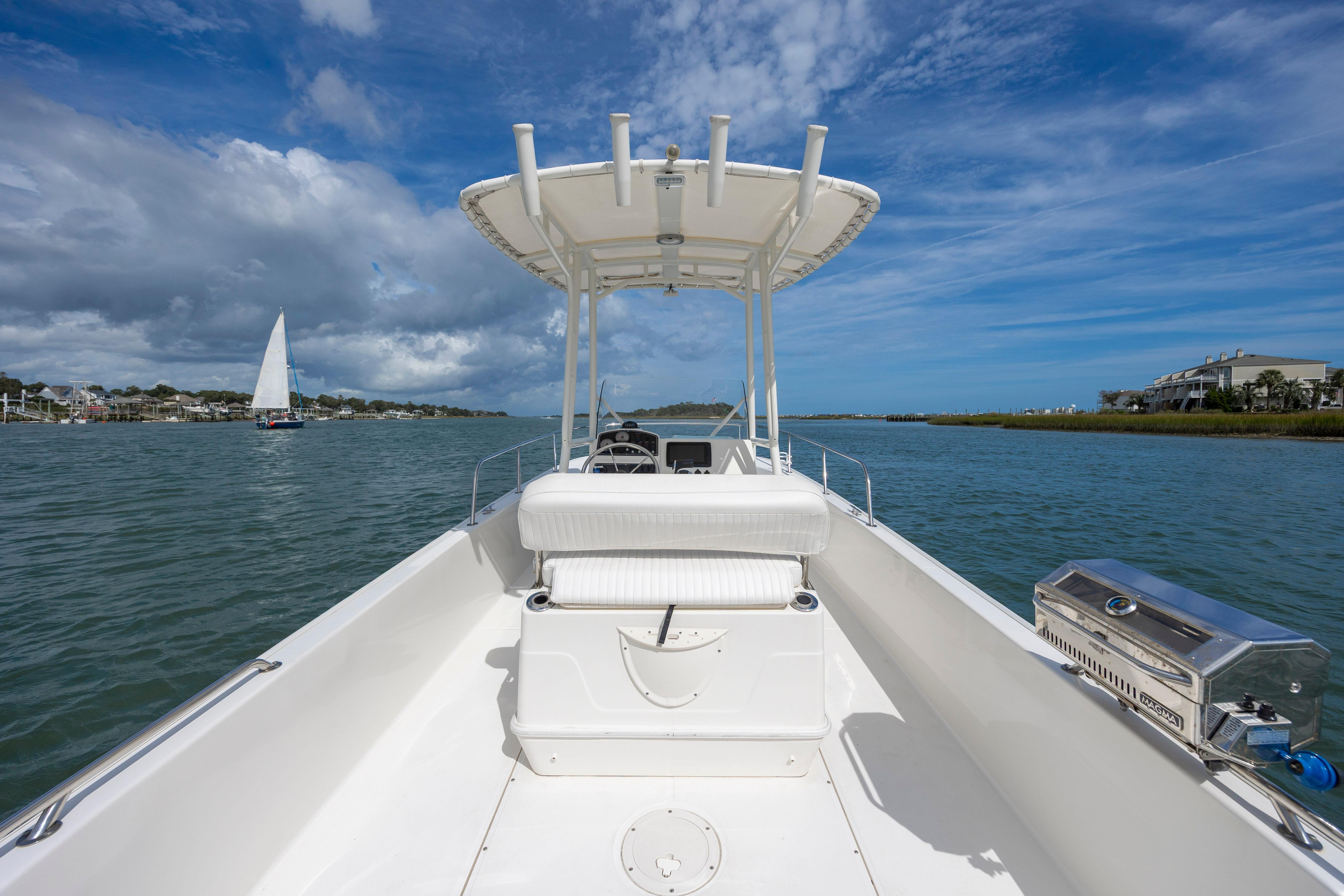 2018 Boston Whaler 210 Montauk - thumbnail 15